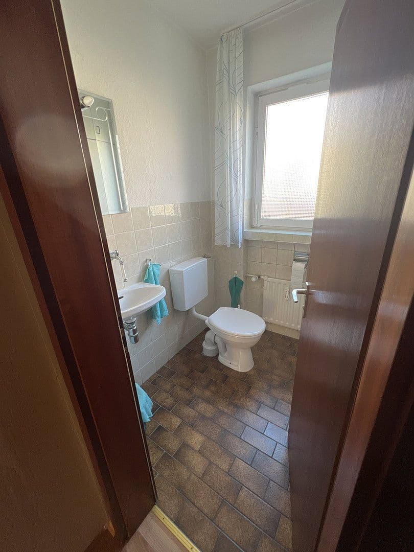 Pronájem bytu 2+kk 85 m², Friederichstrasse 33 / 37, Korntal-Münchingen, Bádensko-Württembersko Pronájem bytu 2+kk 85 m², Friederichstrasse 33 / 37, Korntal-Münchingen, Bádensko-Württembersko