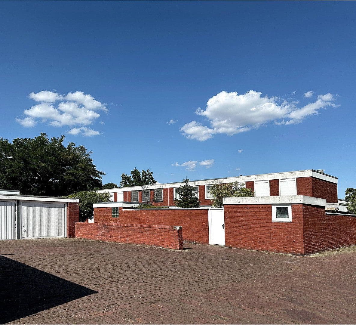 Prodej domu 113 m², pozemek 232 m², Hannover, Dolní Sasko Prodej domu 113 m², pozemek 232 m², Hannover, Dolní Sasko