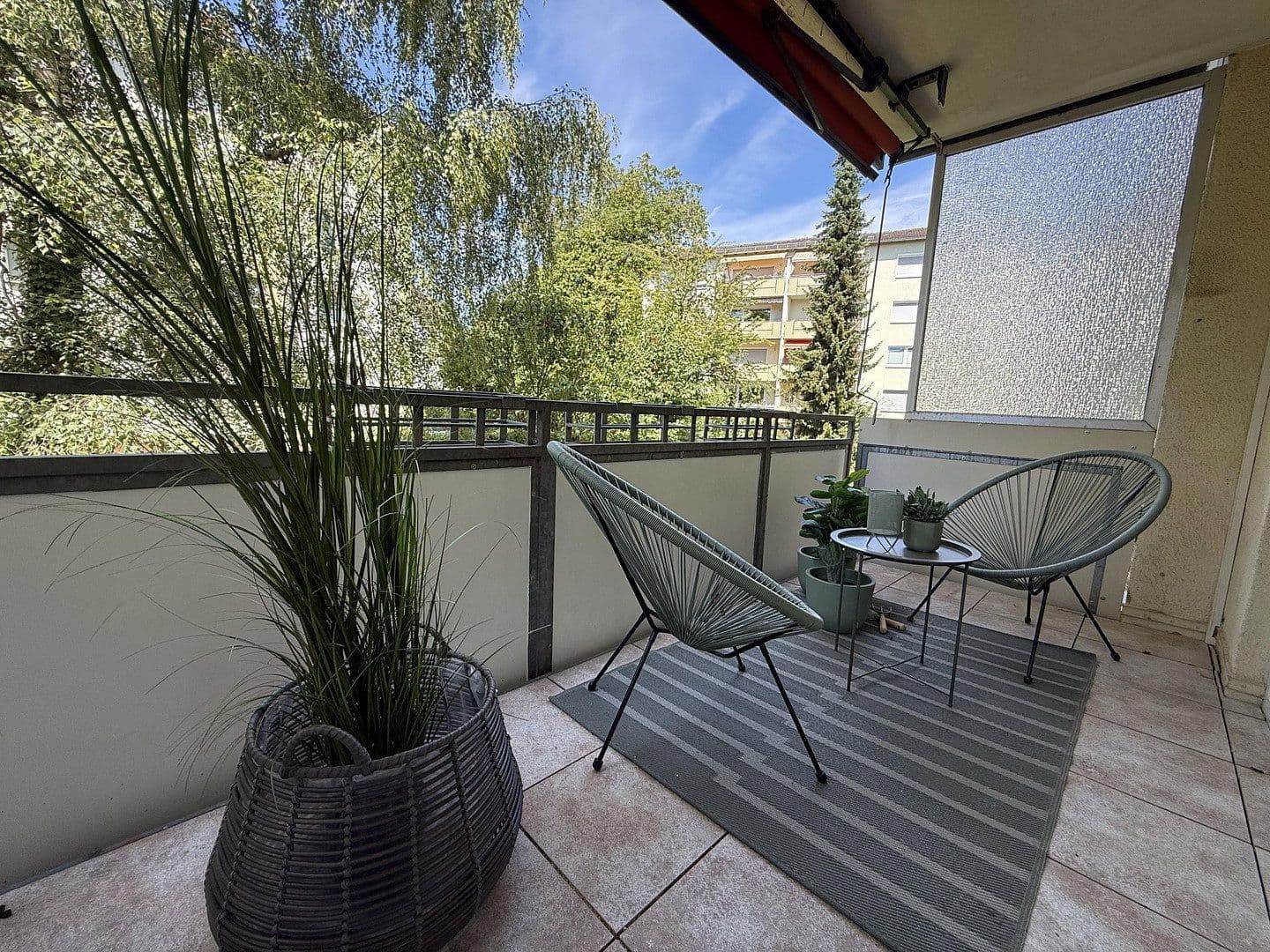 Prodej bytu 3+1 80 m², Bert-Brecht-Straße 18, Wiesbaden, Hessen Prodej bytu 3+1 80 m², Bert-Brecht-Straße 18, Wiesbaden, Hessen