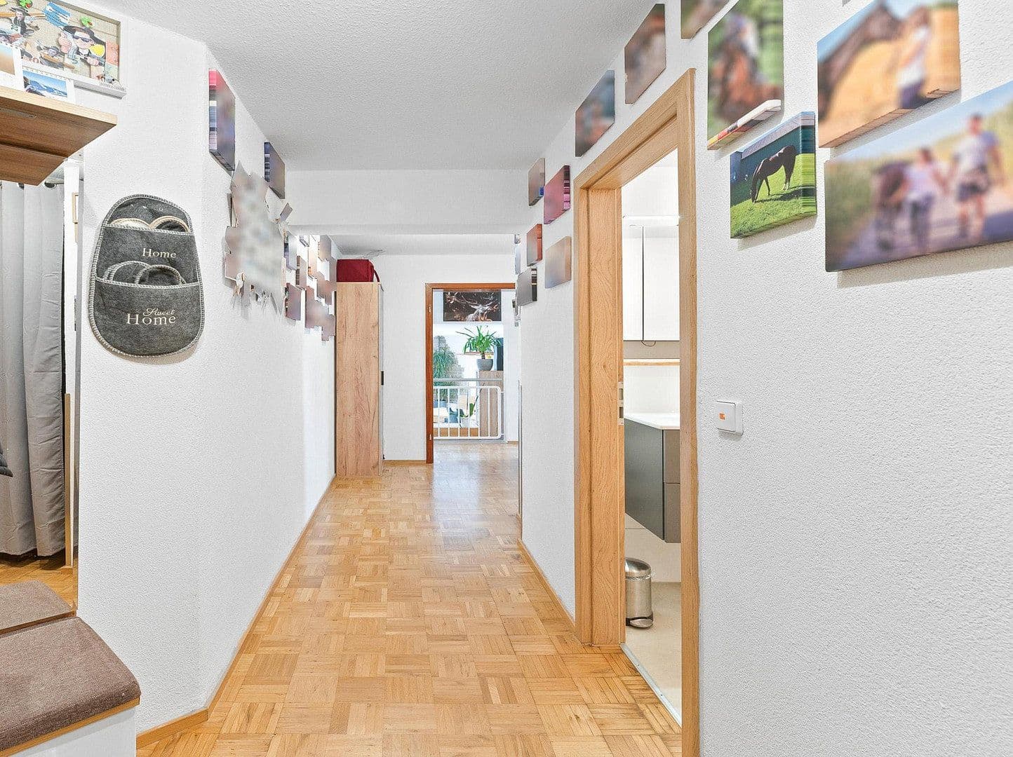 Pronájem bytu 4+1 110 m², Leonberg, Bádensko-Württembersko Pronájem bytu 4+1 110 m², Leonberg, Bádensko-Württembersko