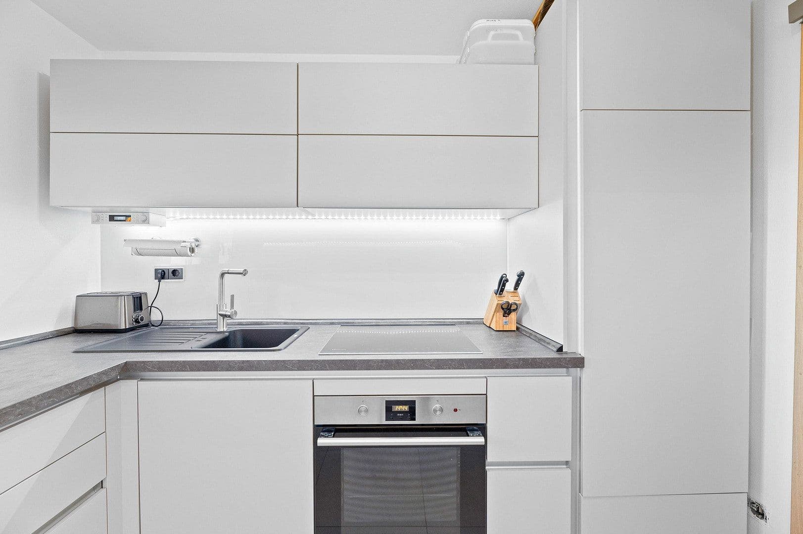 Pronájem bytu 4+1 110 m², Leonberg, Bádensko-Württembersko Pronájem bytu 4+1 110 m², Leonberg, Bádensko-Württembersko