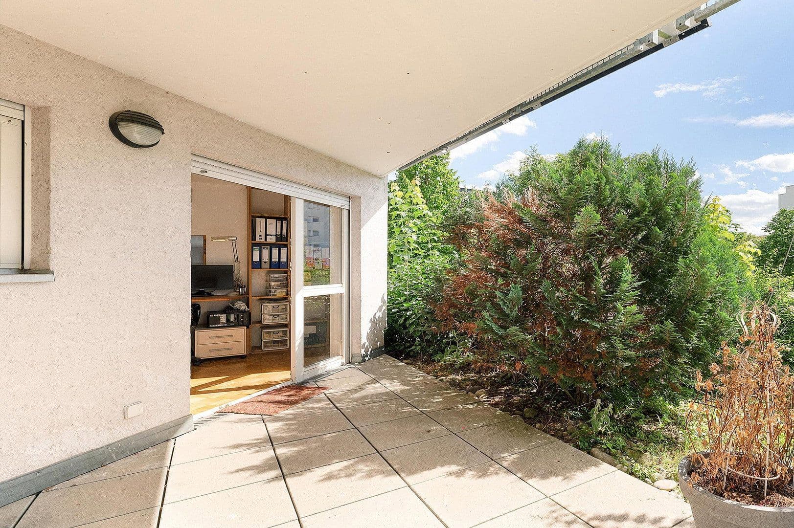 Pronájem bytu 4+1 110 m², Leonberg, Bádensko-Württembersko Pronájem bytu 4+1 110 m², Leonberg, Bádensko-Württembersko