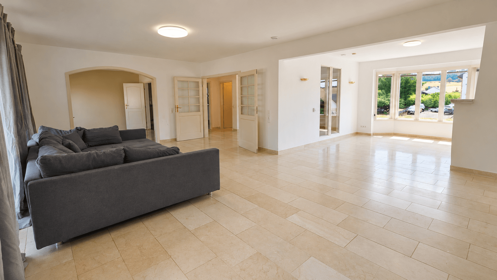 Prodej domu 255 m², pozemek 1.600 m², Waldems, Hessen Prodej domu 255 m², pozemek 1.600 m², Waldems, Hessen