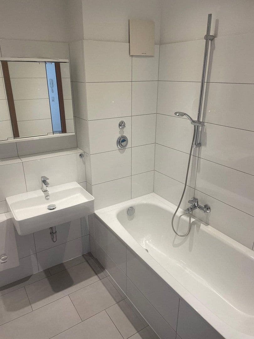 Pronájem bytu 3+1 77 m², Schwerte, Severní Porýní-Vestfálsko Pronájem bytu 3+1 77 m², Schwerte, Severní Porýní-Vestfálsko