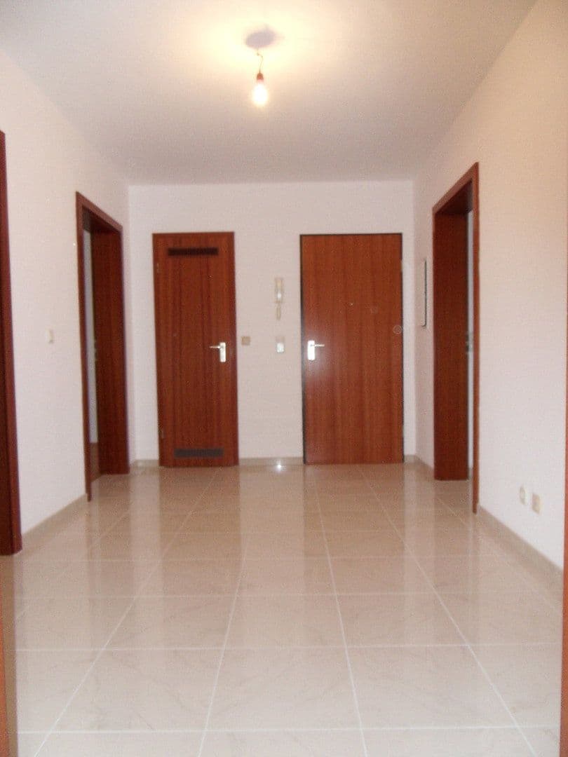 Pronájem bytu 3+1 77 m², Schwerte, Severní Porýní-Vestfálsko Pronájem bytu 3+1 77 m², Schwerte, Severní Porýní-Vestfálsko