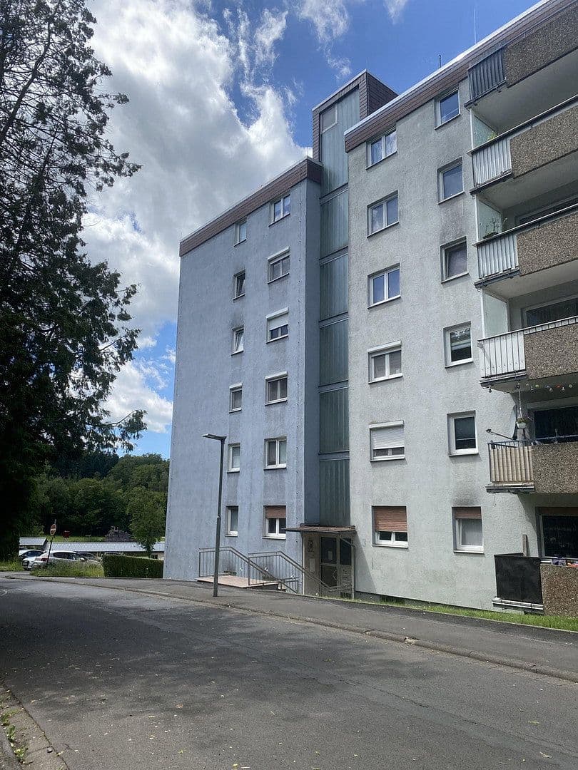 Prodej bytu 3+1 74 m², Hirzenhain, Hessen Prodej bytu 3+1 74 m², Hirzenhain, Hessen