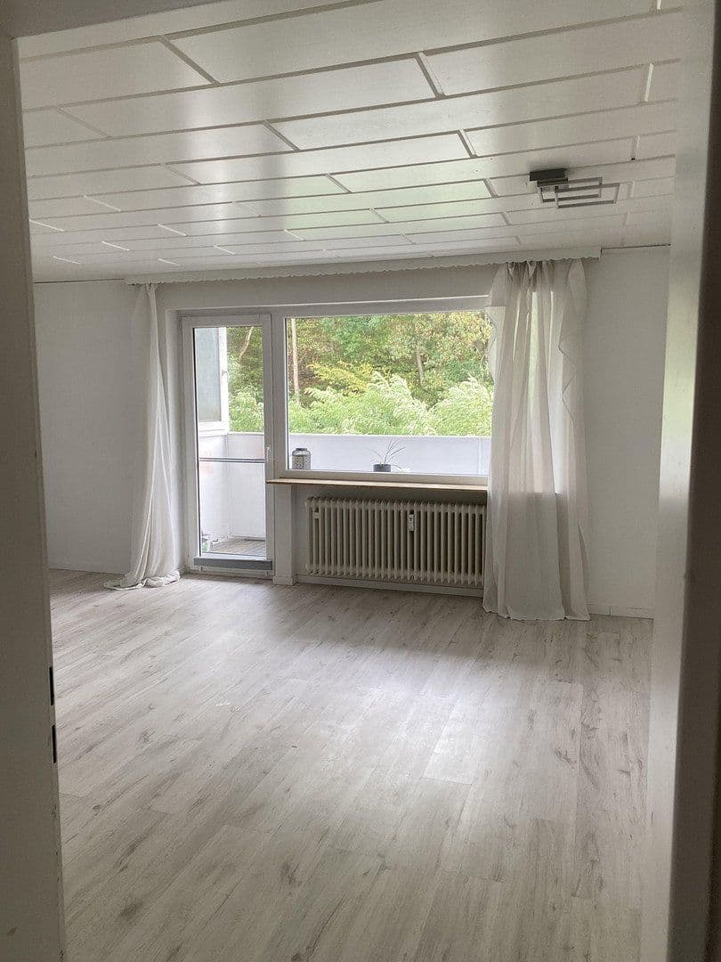 Prodej bytu 3+1 74 m², Hirzenhain, Hessen Prodej bytu 3+1 74 m², Hirzenhain, Hessen