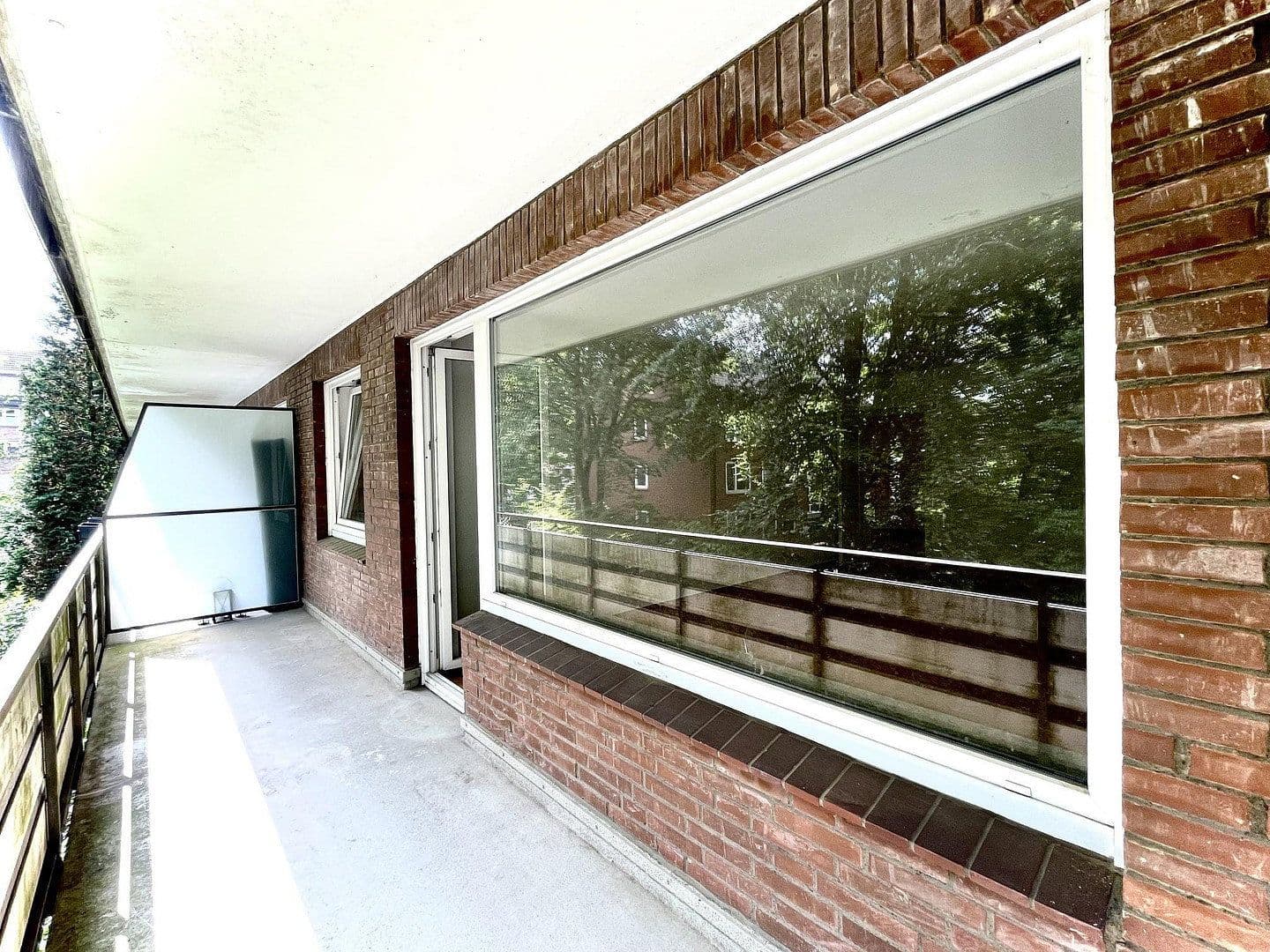 Prodej bytu 2+kk 78 m², Fuhlsbüttler Straße 574, Hamburg, Hamburg Prodej bytu 2+kk 78 m², Fuhlsbüttler Straße 574, Hamburg, Hamburg