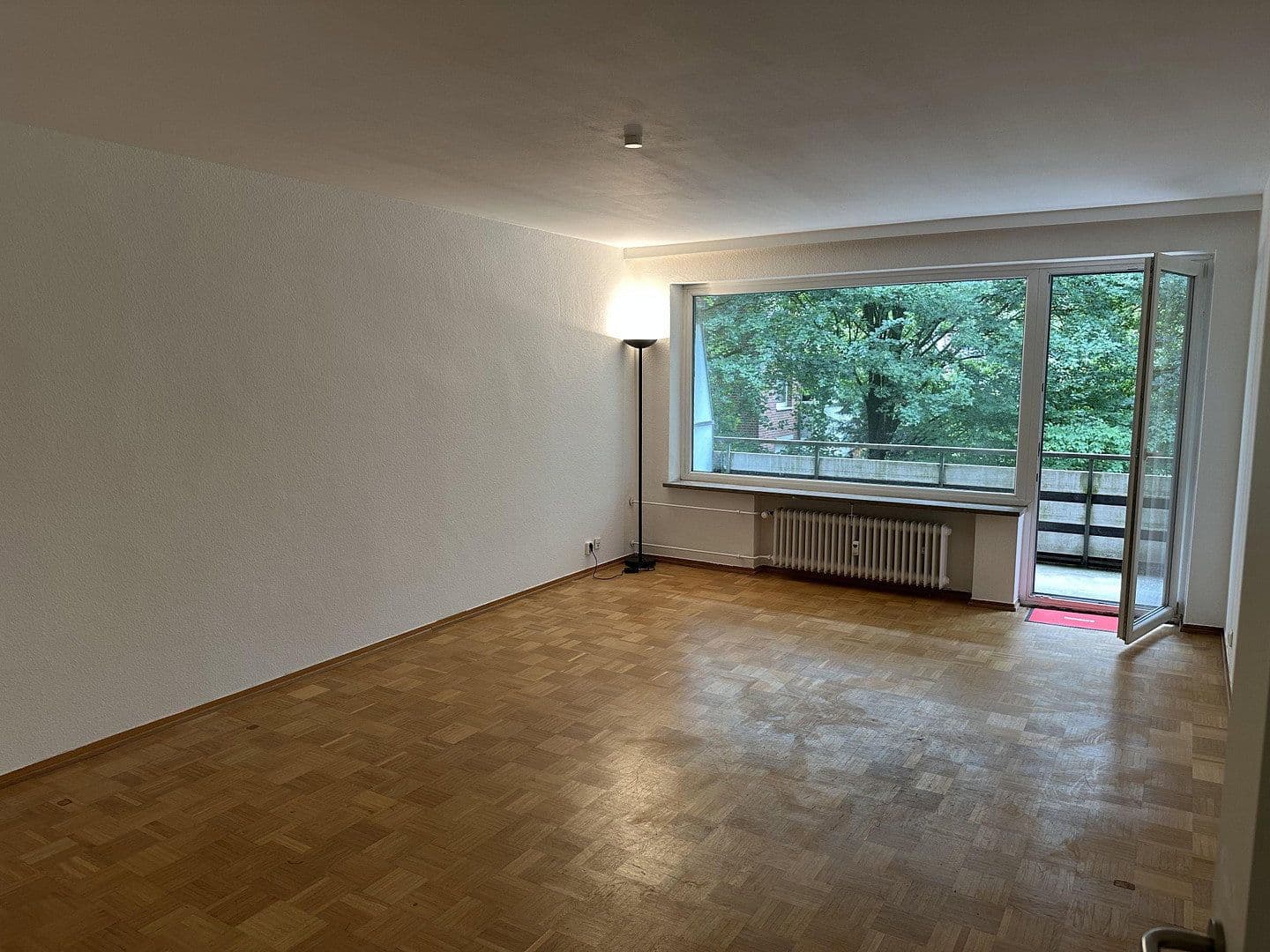 Prodej bytu 2+kk 78 m², Fuhlsbüttler Straße 574, Hamburg, Hamburg Prodej bytu 2+kk 78 m², Fuhlsbüttler Straße 574, Hamburg, Hamburg