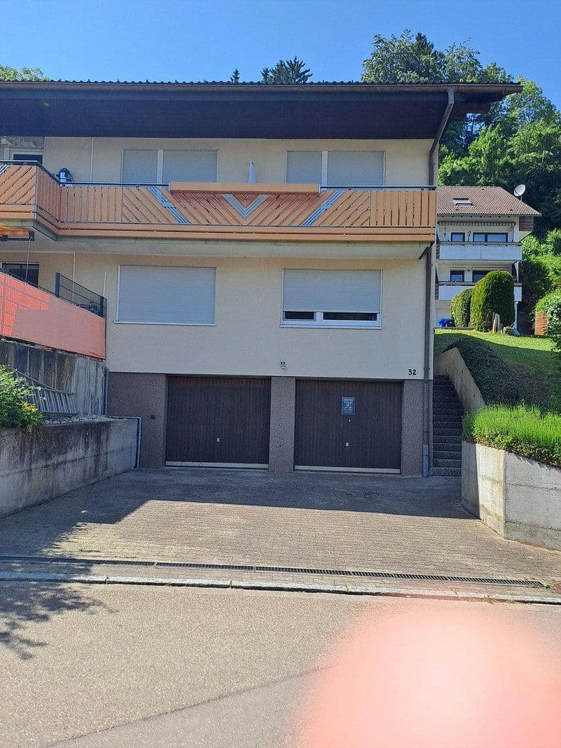 Prodej domu 252 m², pozemek 640 m², Hallauerst. 32, Stühlingen, Bádensko-Württembersko Prodej domu 252 m², pozemek 640 m², Hallauerst. 32, Stühlingen, Bádensko-Württembersko