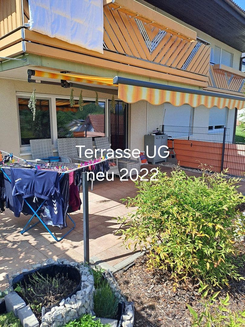 Prodej domu 252 m², pozemek 640 m², Hallauerst. 32, Stühlingen, Bádensko-Württembersko Prodej domu 252 m², pozemek 640 m², Hallauerst. 32, Stühlingen, Bádensko-Württembersko