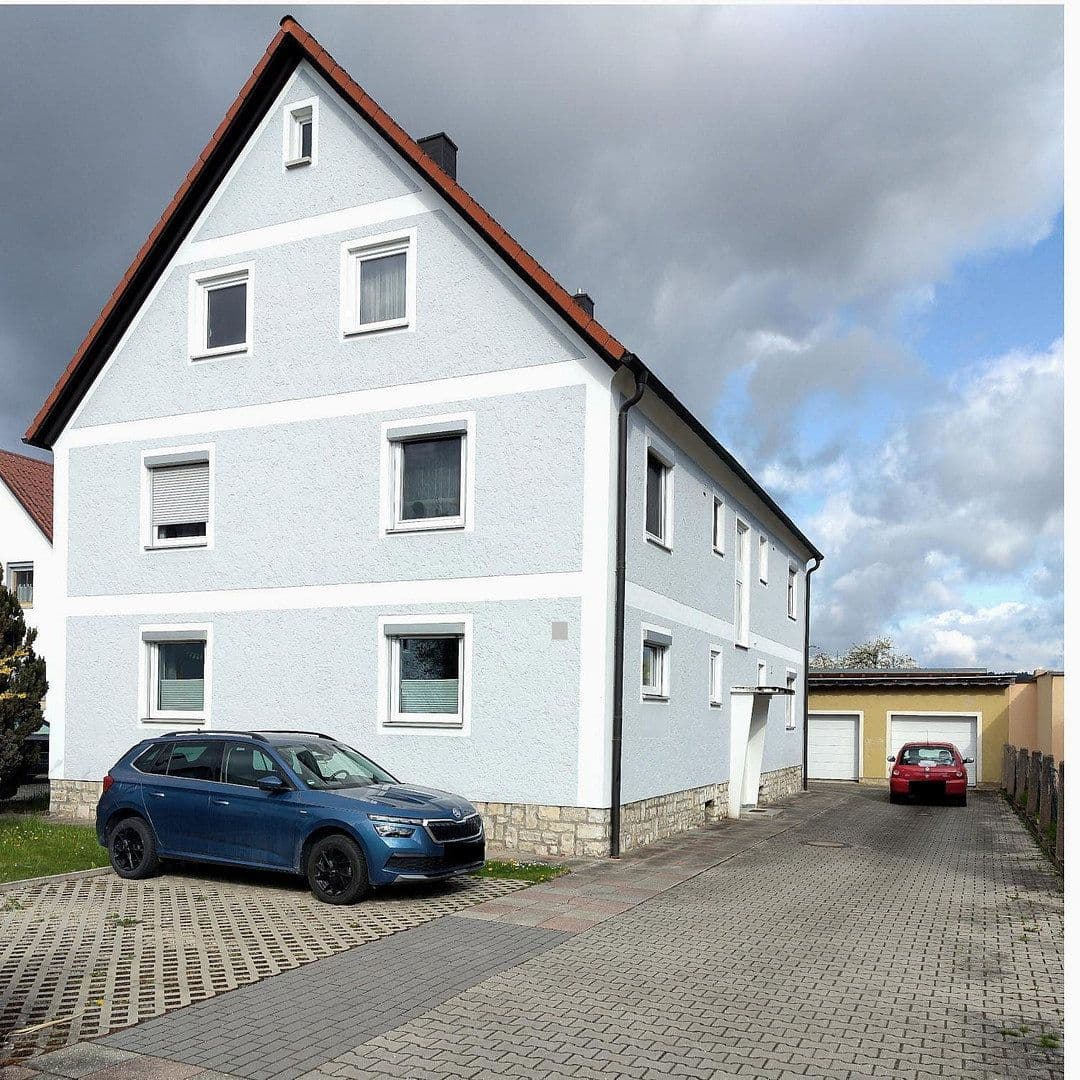 Prodej domu 209 m², pozemek 1.310 m², Burglengenfeld, Bavorsko Prodej domu 209 m², pozemek 1.310 m², Burglengenfeld, Bavorsko