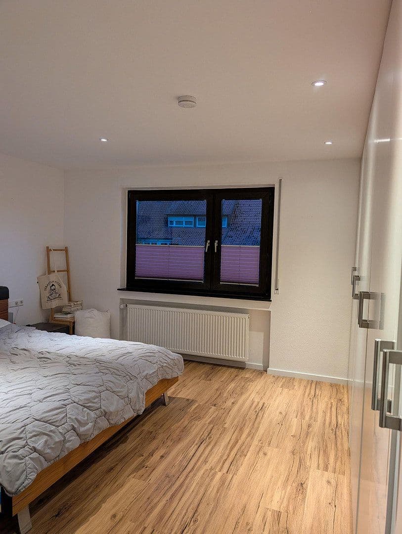 Pronájem bytu 4+kk 123 m², Bempflingen, Bádensko-Württembersko Pronájem bytu 4+kk 123 m², Bempflingen, Bádensko-Württembersko