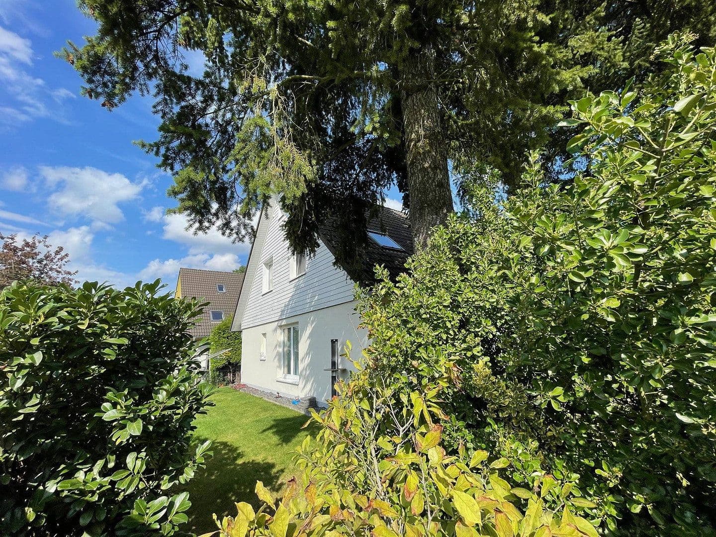 Prodej domu 110 m², pozemek 440 m², Fichtestraße, Hoppegarten, Braniborsko Prodej domu 110 m², pozemek 440 m², Fichtestraße, Hoppegarten, Braniborsko