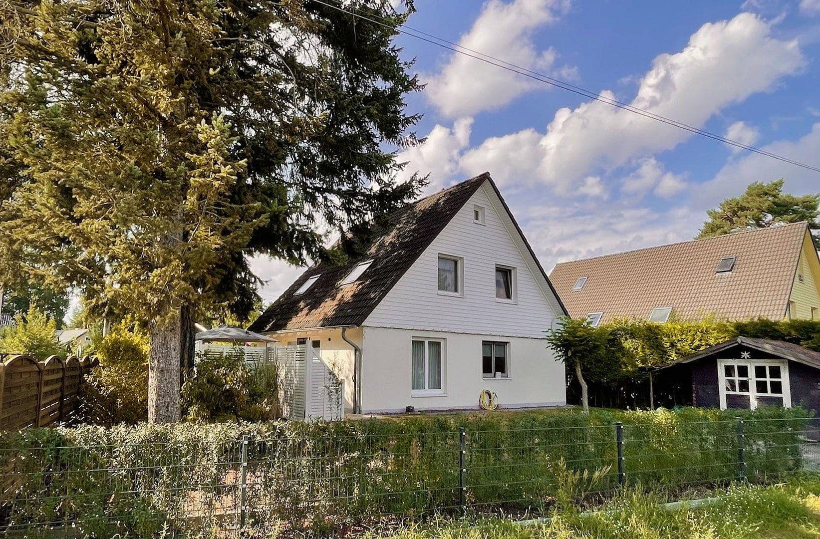 Prodej domu 110 m², pozemek 440 m², Fichtestraße, Hoppegarten, Braniborsko Prodej domu 110 m², pozemek 440 m², Fichtestraße, Hoppegarten, Braniborsko