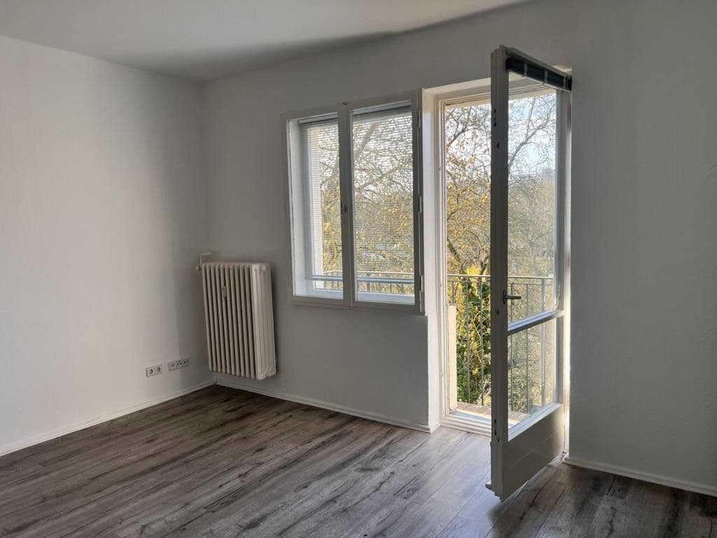 Prodej bytu 1+1 33 m², Eberbacher Str 3, Berlin, Berlín Prodej bytu 1+1 33 m², Eberbacher Str 3, Berlin, Berlín