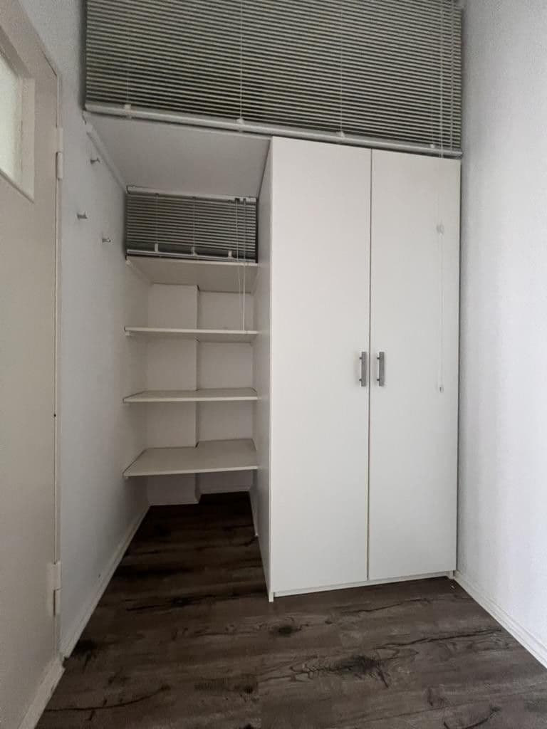 Prodej bytu 1+1 33 m², Eberbacher Str 3, Berlin, Berlín Prodej bytu 1+1 33 m², Eberbacher Str 3, Berlin, Berlín