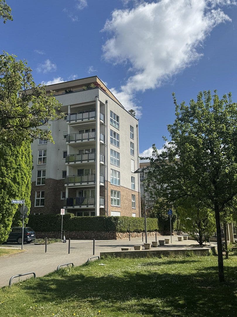 Prodej bytu 4+1 110 m², Frankfurt, Hessen Prodej bytu 4+1 110 m², Frankfurt, Hessen