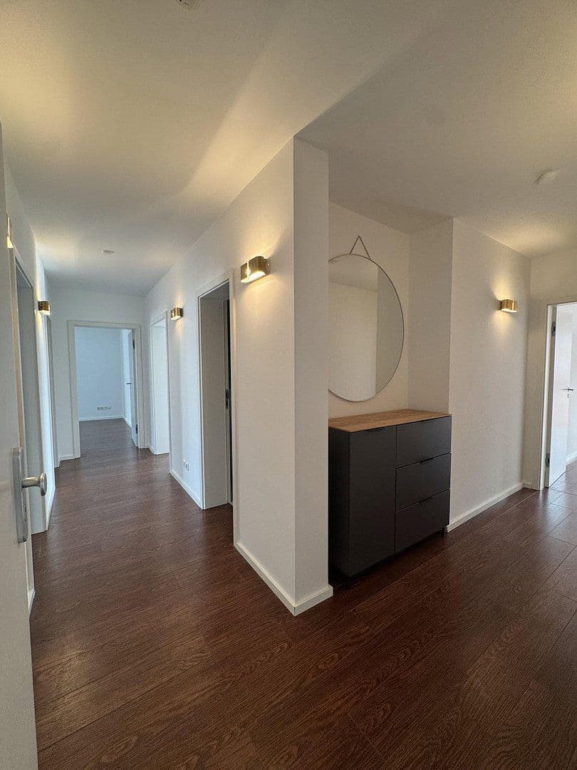 Prodej bytu 4+1 110 m², Frankfurt, Hessen Prodej bytu 4+1 110 m², Frankfurt, Hessen