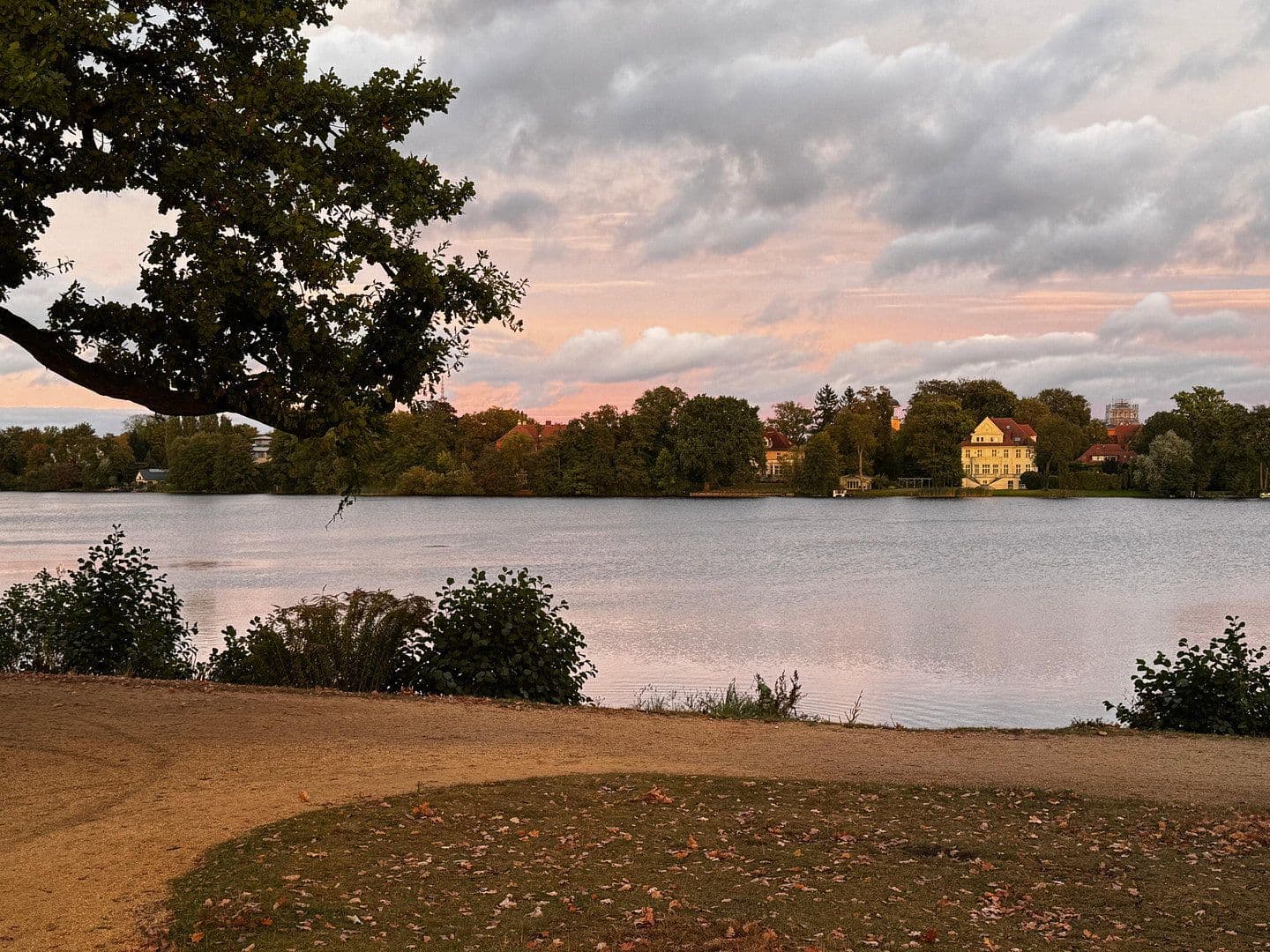 Prodej bytu 2+1 76 m², Am Neuen Garten 9a, Potsdam, Braniborsko Prodej bytu 2+1 76 m², Am Neuen Garten 9a, Potsdam, Braniborsko