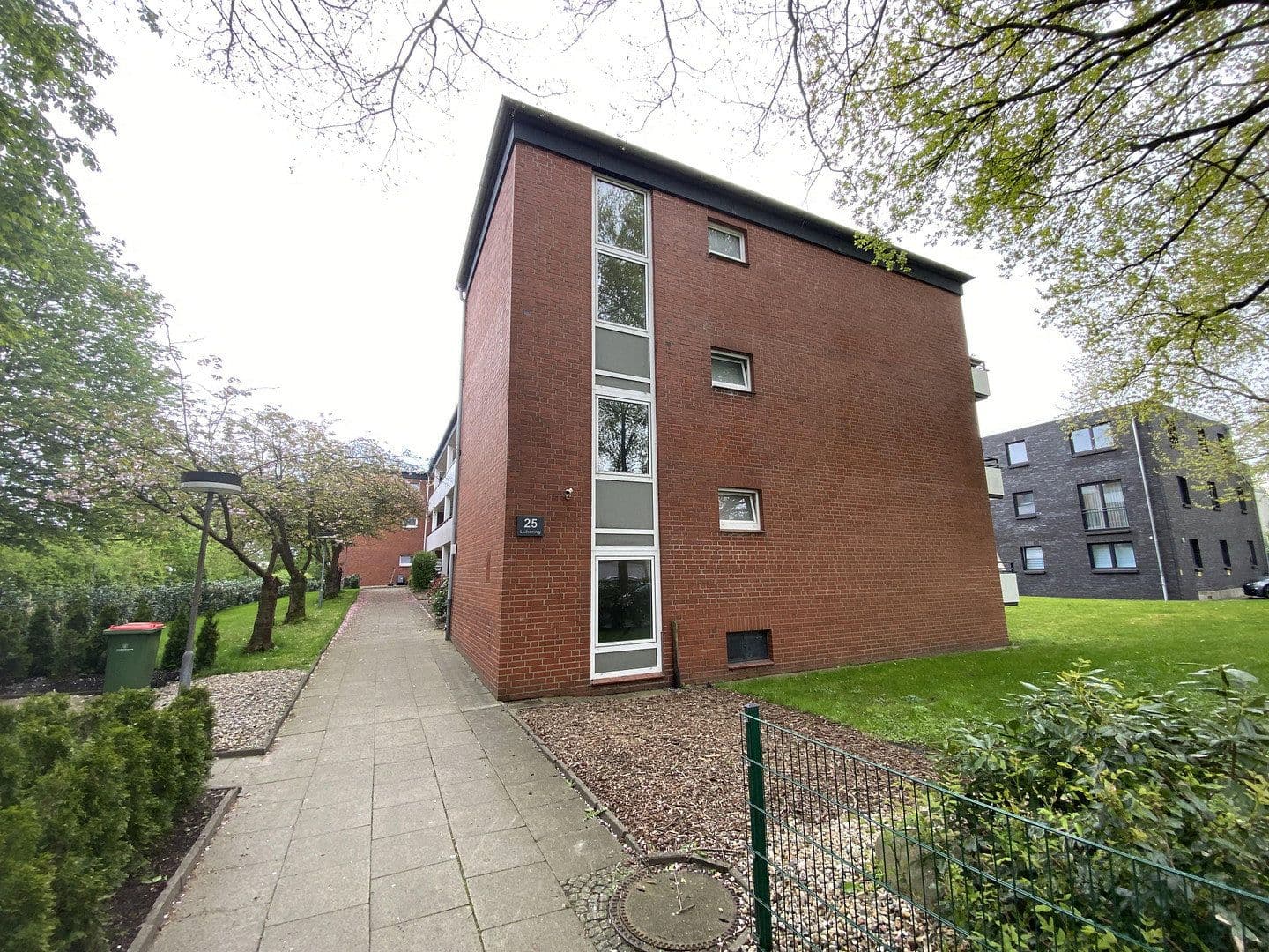 Pronájem bytu 1+1 43 m², Luhering 25, Hamburg, Hamburg Pronájem bytu 1+1 43 m², Luhering 25, Hamburg, Hamburg