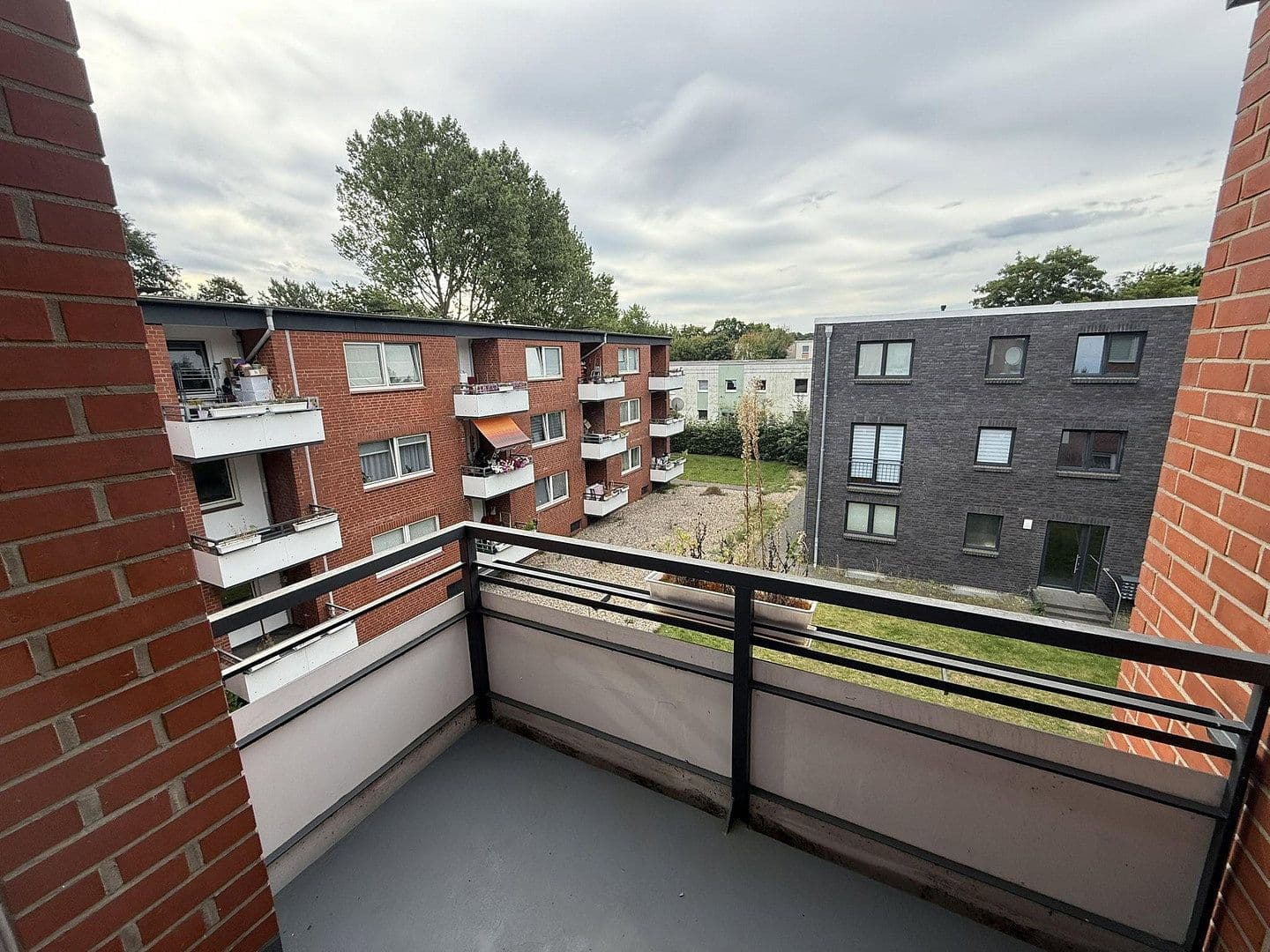 Pronájem bytu 1+1 43 m², Luhering 25, Hamburg, Hamburg Pronájem bytu 1+1 43 m², Luhering 25, Hamburg, Hamburg