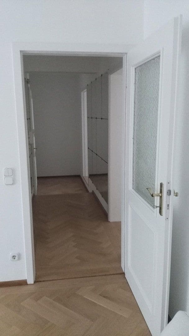 Pronájem bytu 3+1 73 m², München, Bavorsko Pronájem bytu 3+1 73 m², München, Bavorsko