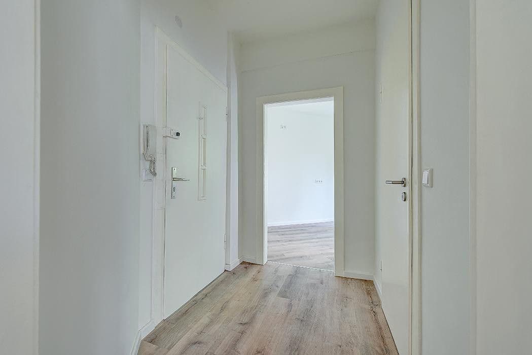 Pronájem bytu 2+1 72 m², Düsseldorf, Severní Porýní-Vestfálsko Pronájem bytu 2+1 72 m², Düsseldorf, Severní Porýní-Vestfálsko