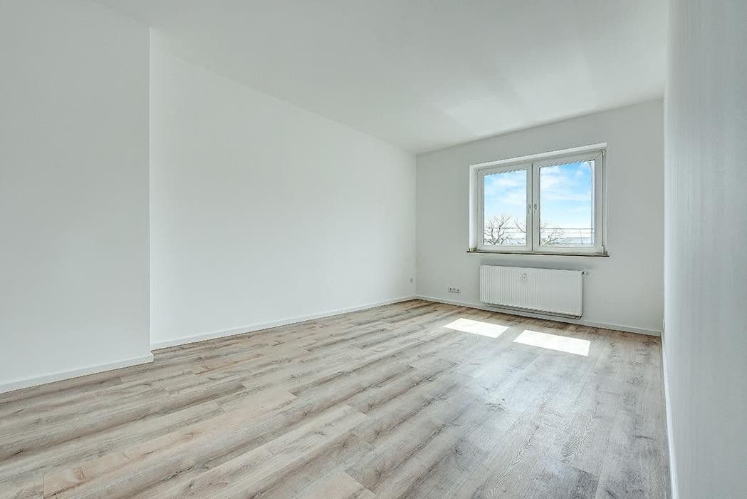 Pronájem bytu 2+1 72 m², Düsseldorf, Severní Porýní-Vestfálsko Pronájem bytu 2+1 72 m², Düsseldorf, Severní Porýní-Vestfálsko