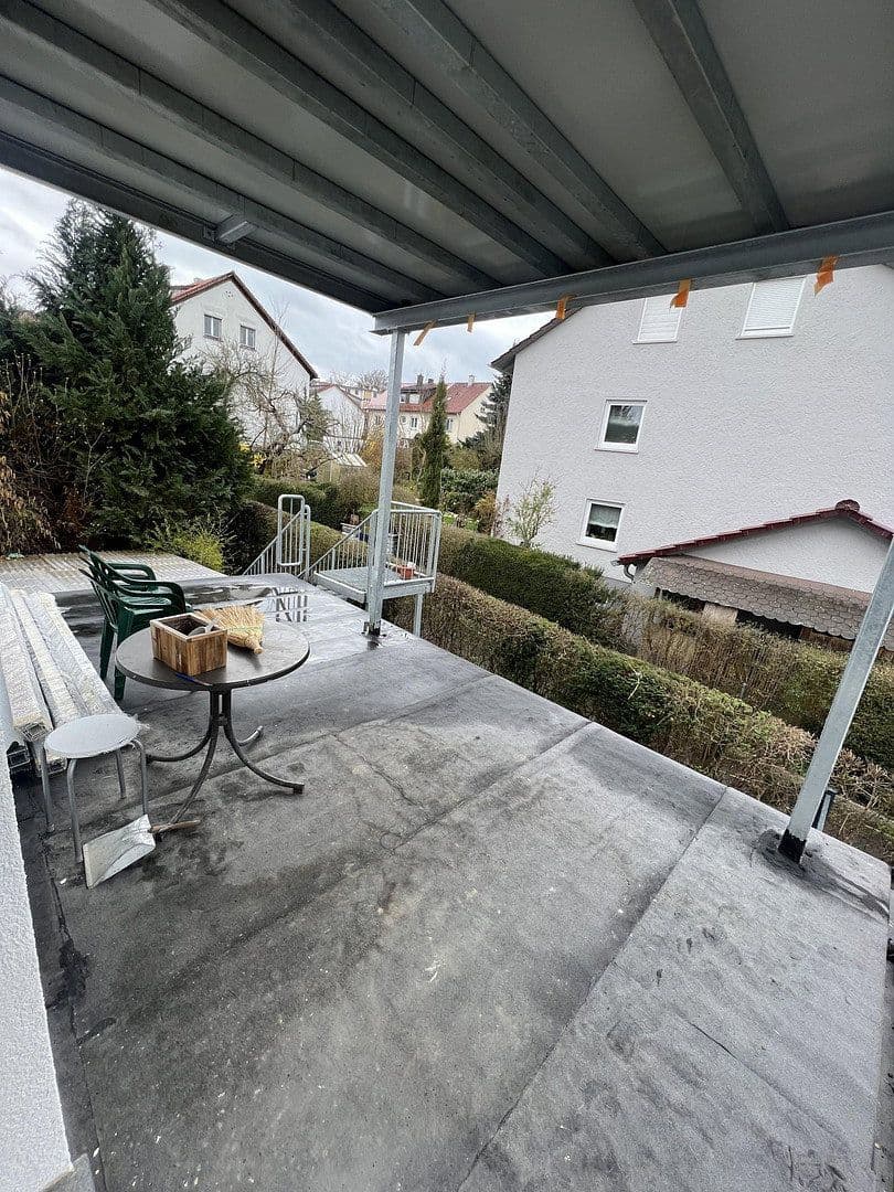 Pronájem bytu 4+1 98 m², Köllestraße 25, Ulm, Bádensko-Württembersko Pronájem bytu 4+1 98 m², Köllestraße 25, Ulm, Bádensko-Württembersko