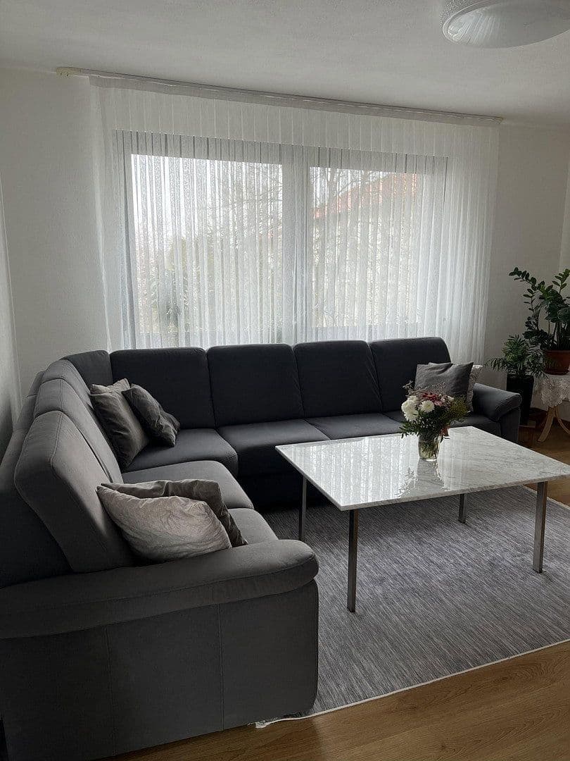 Pronájem bytu 4+1 98 m², Köllestraße 25, Ulm, Bádensko-Württembersko Pronájem bytu 4+1 98 m², Köllestraße 25, Ulm, Bádensko-Württembersko