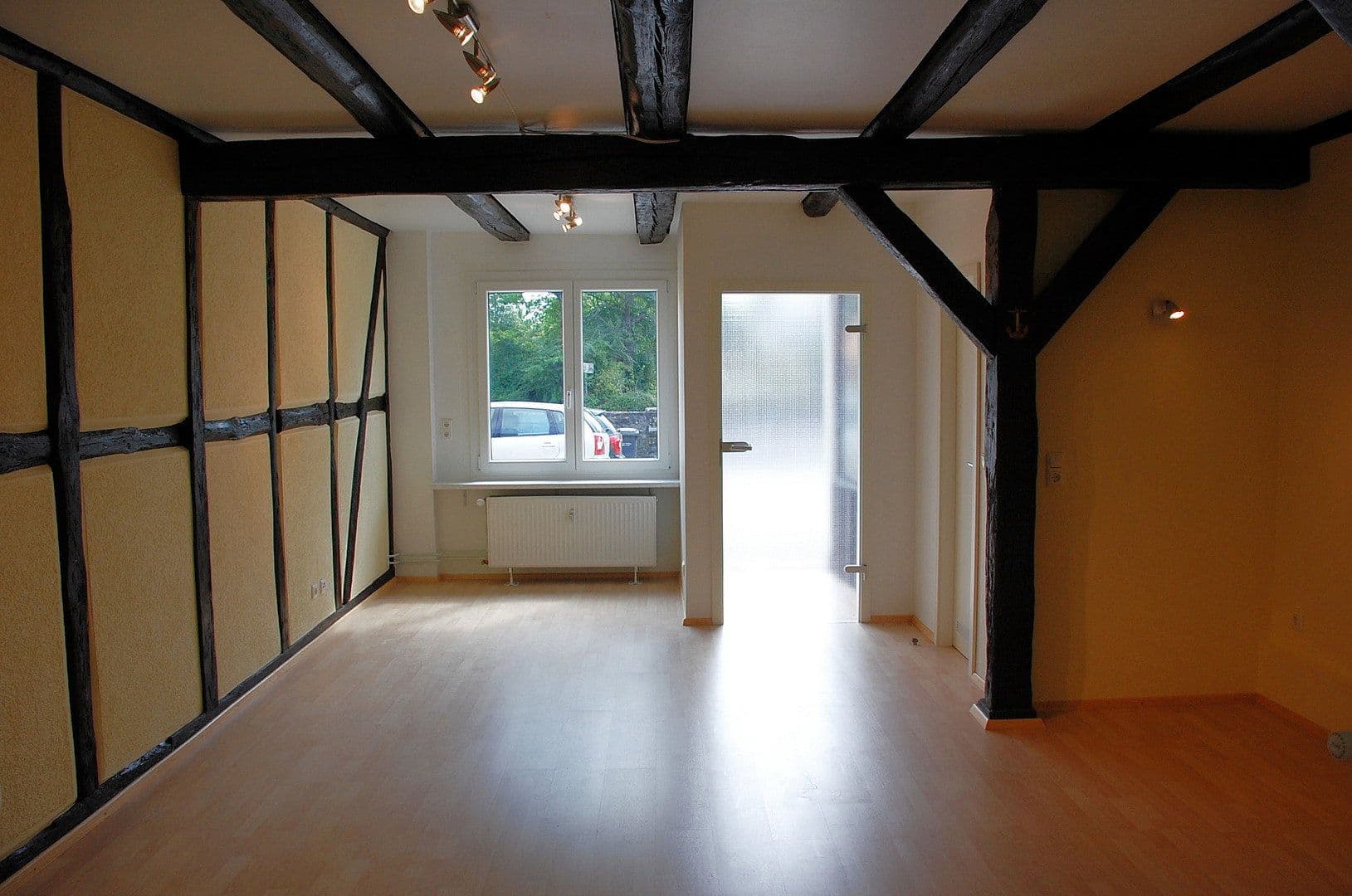 Pronájem bytu 1+1 43 m², Dorfstr. 17, Wolfsburg, Dolní Sasko Pronájem bytu 1+1 43 m², Dorfstr. 17, Wolfsburg, Dolní Sasko