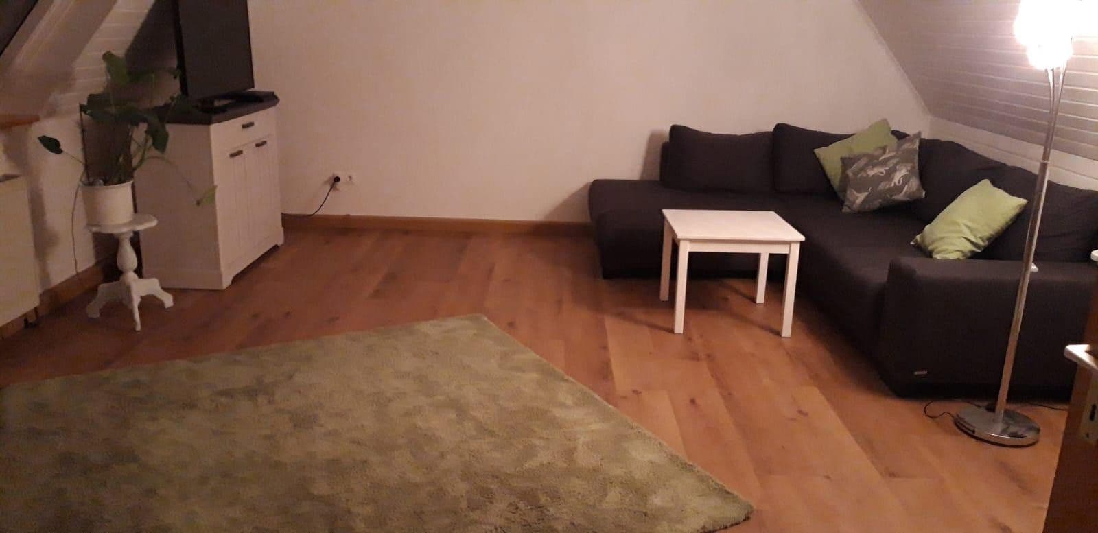 Pronájem domu 116 m², pozemek 556 m², Wieseth, Bavorsko Pronájem domu 116 m², pozemek 556 m², Wieseth, Bavorsko