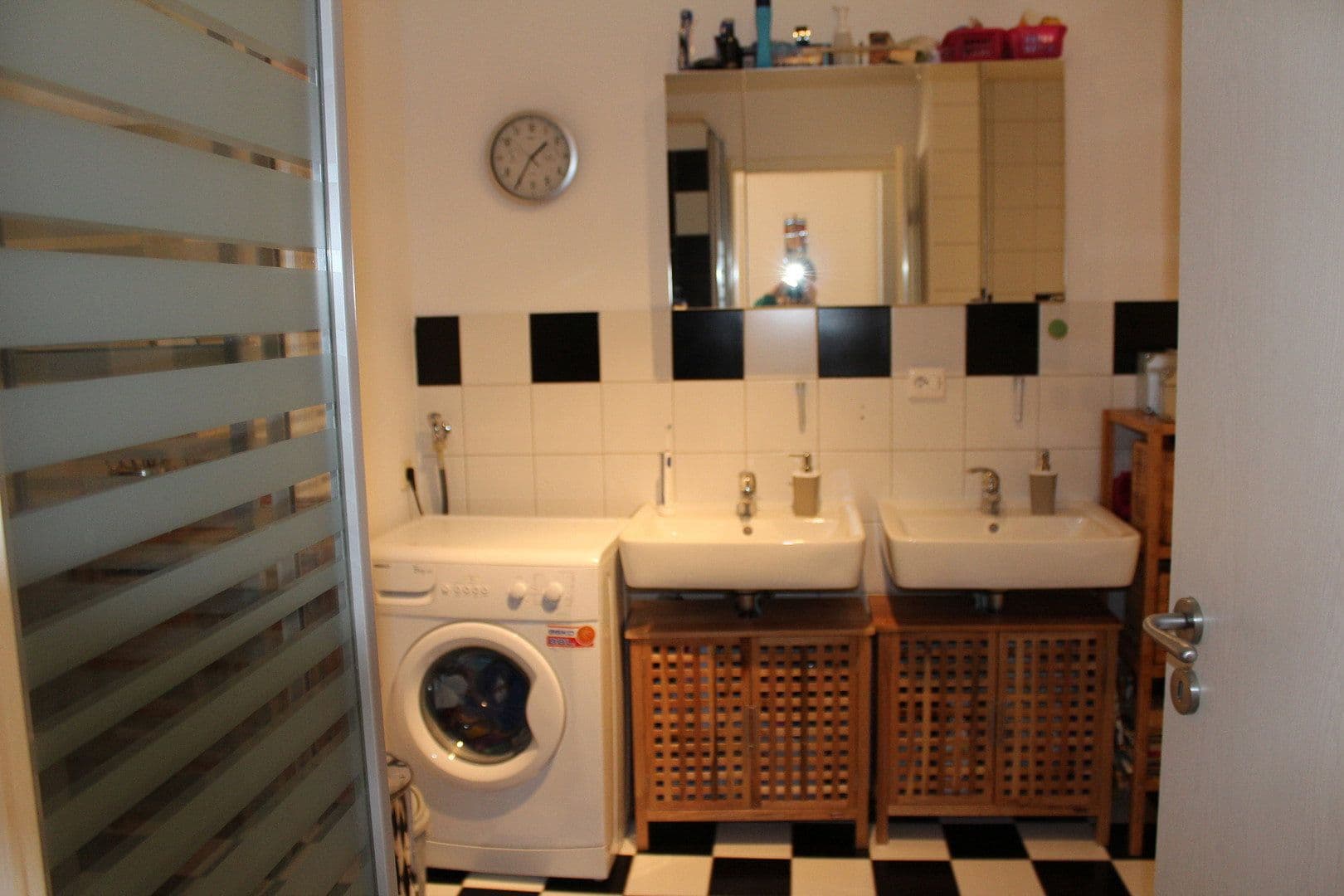 Pronájem bytu 4+kk 100 m², Beermiss 7, Bad Wildbad, Bádensko-Württembersko Pronájem bytu 4+kk 100 m², Beermiss 7, Bad Wildbad, Bádensko-Württembersko