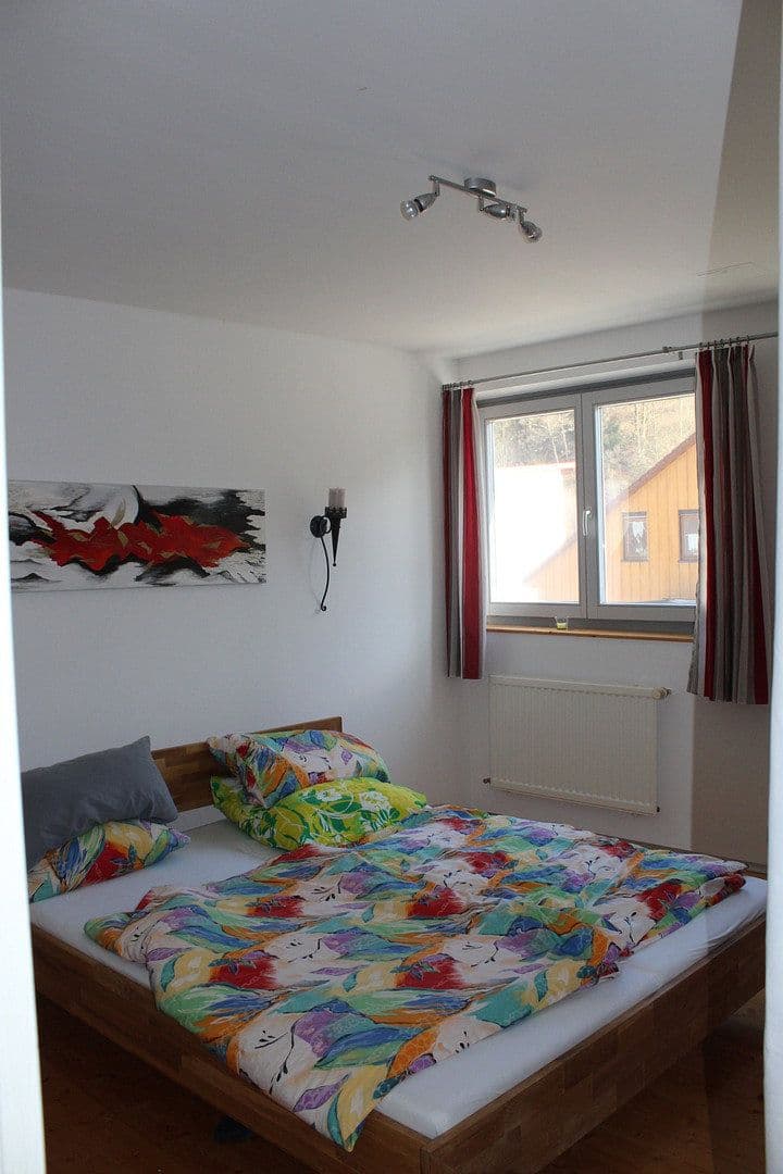 Pronájem bytu 4+kk 100 m², Beermiss 7, Bad Wildbad, Bádensko-Württembersko Pronájem bytu 4+kk 100 m², Beermiss 7, Bad Wildbad, Bádensko-Württembersko