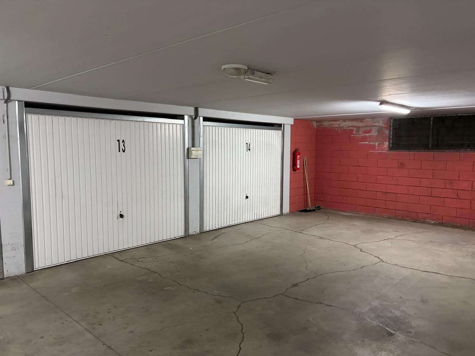 Prodej garáže 16 m², Český Krumlov, Jihočeský kraj Prodej garáže 16 m², Český Krumlov, Jihočeský kraj