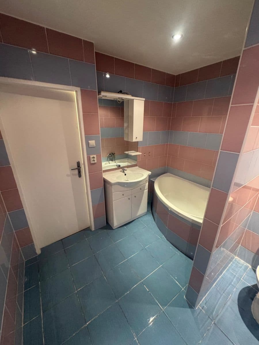 Pronájem bytu 3+kk 69 m², Trnovanská, Teplice, Ústecký kraj Pronájem bytu 3+kk 69 m², Trnovanská, Teplice, Ústecký kraj