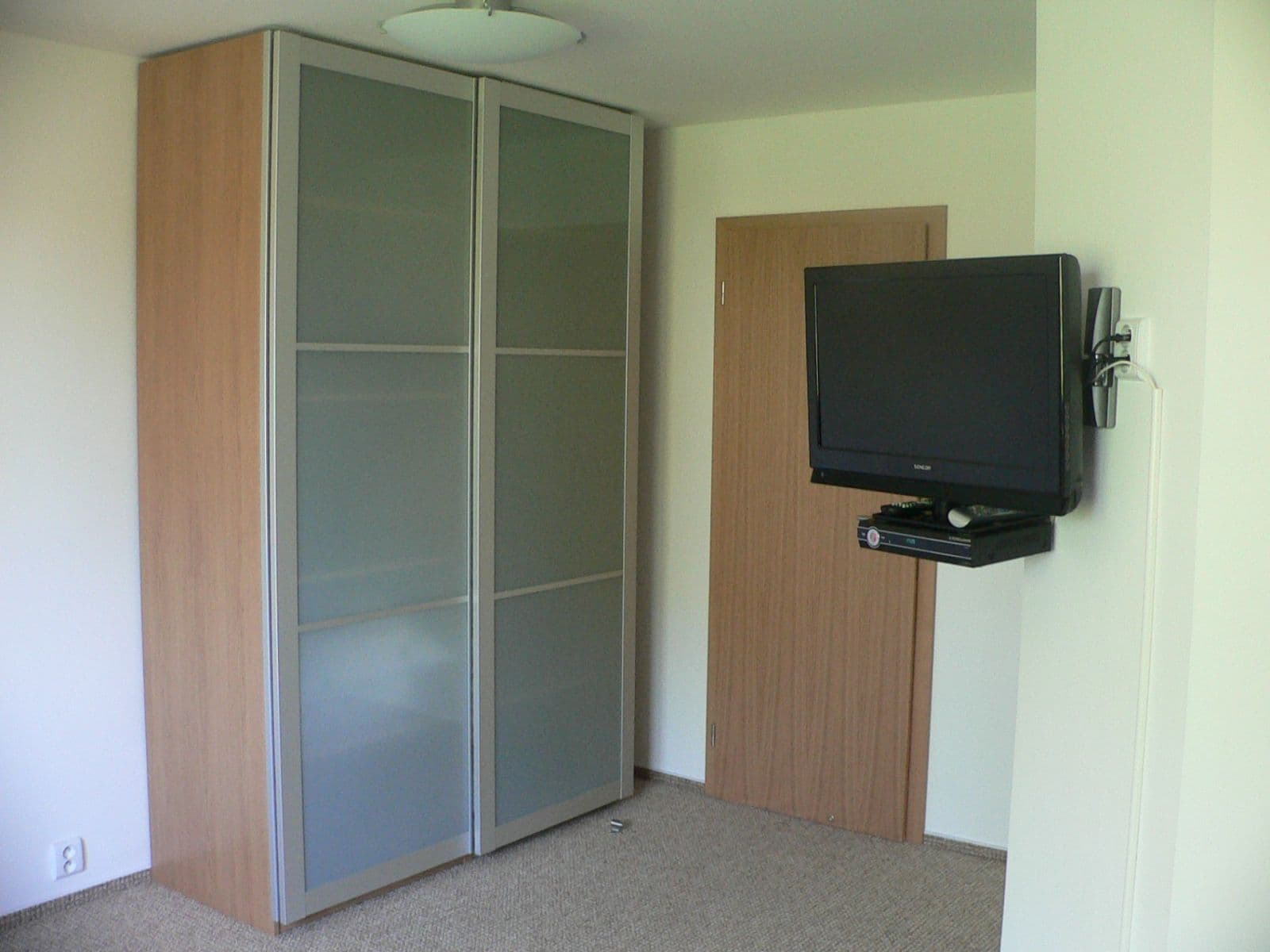 Pronájem bytu 2+kk 37 m², U Vodoteče, Vysoký Újezd, Středočeský kraj Pronájem bytu 2+kk 37 m², U Vodoteče, Vysoký Újezd, Středočeský kraj