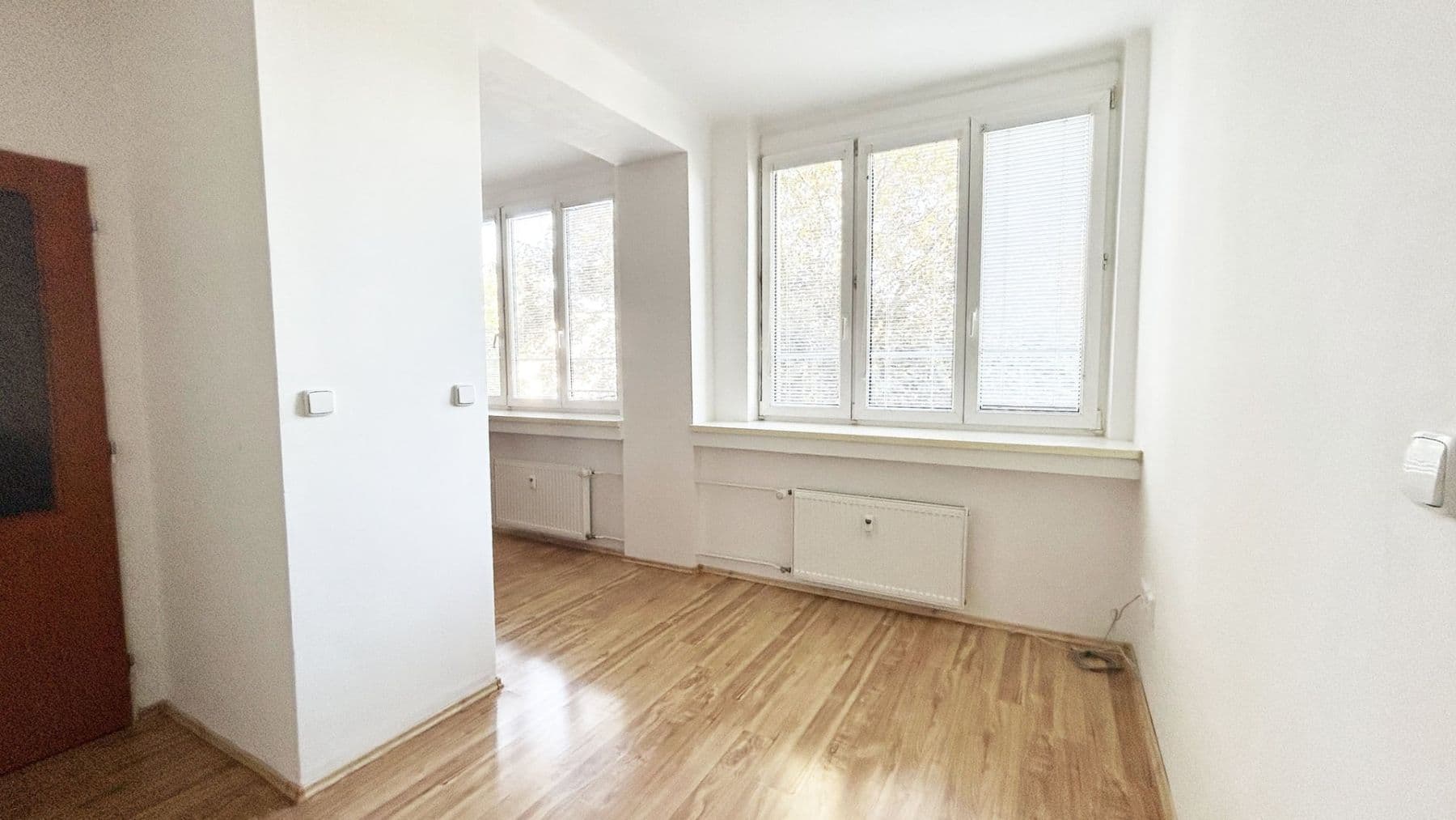 Pronájem bytu 3+kk 42 m², Moskevská, Kladno, Středočeský kraj Pronájem bytu 3+kk 42 m², Moskevská, Kladno, Středočeský kraj