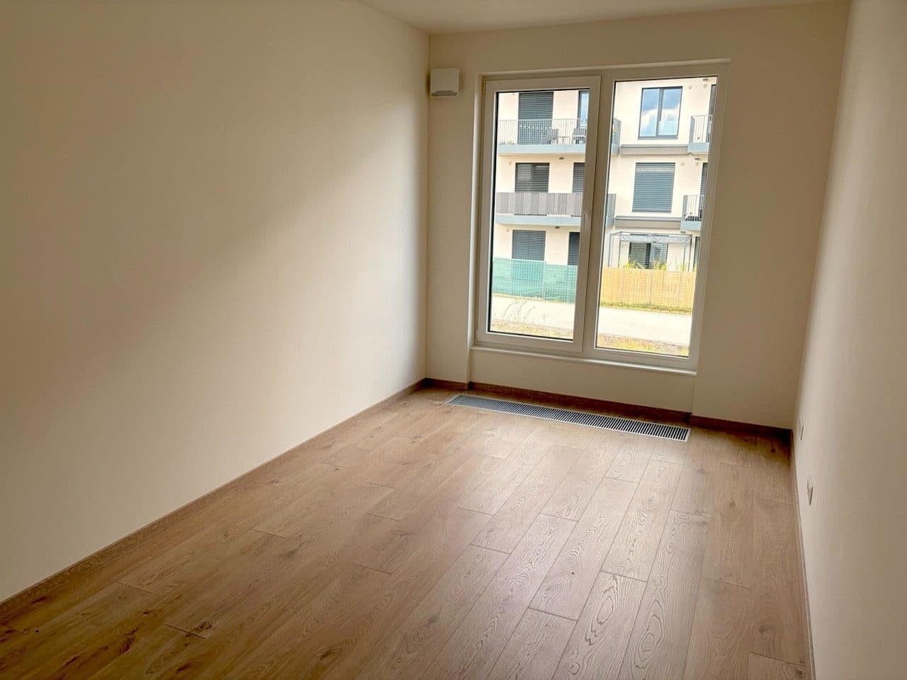 Pronájem bytu 2+kk 47 m², Haenkeho, Praha, Praha Pronájem bytu 2+kk 47 m², Haenkeho, Praha, Praha