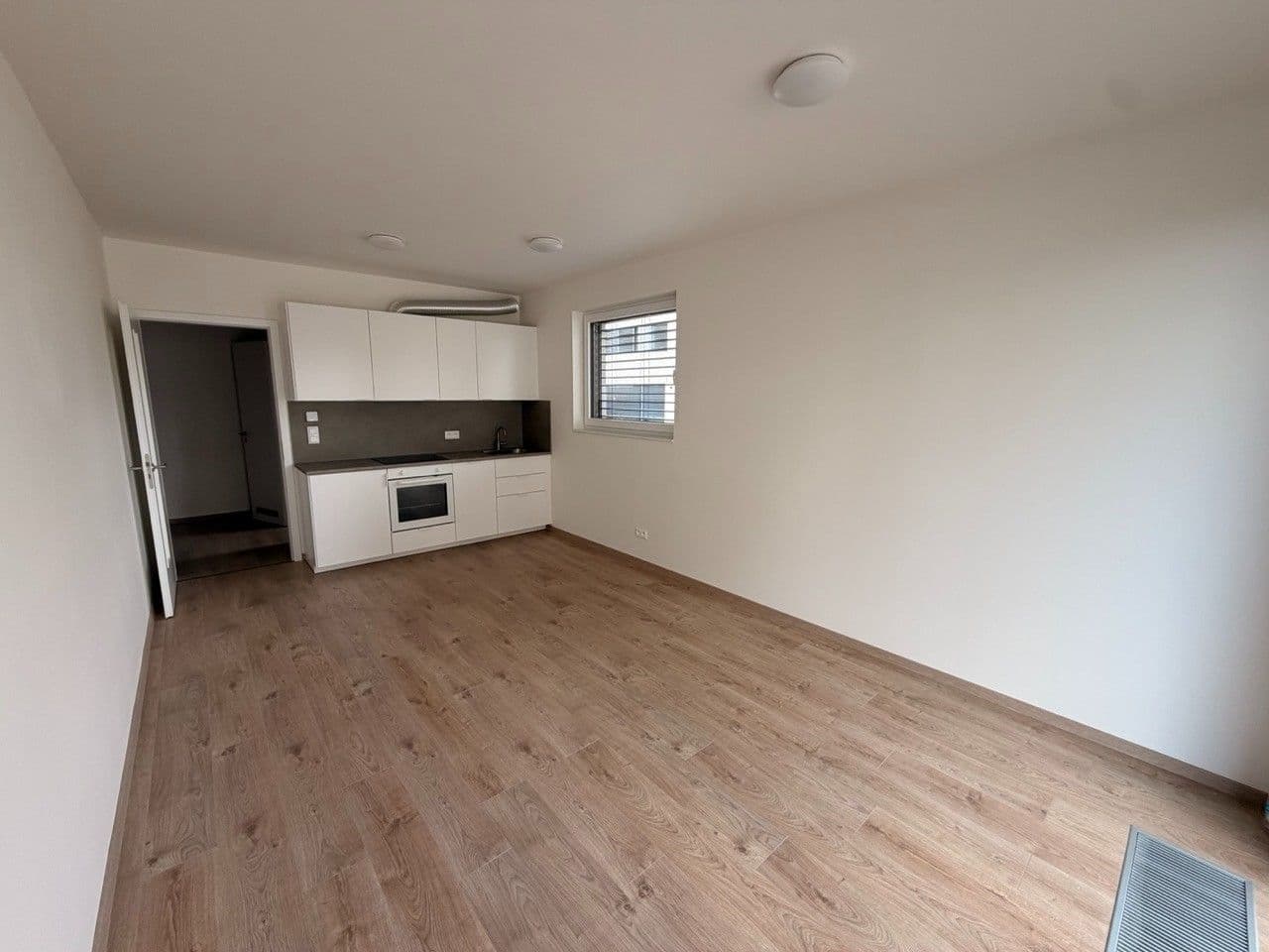 Pronájem bytu 2+kk 47 m², Haenkeho, Praha, Praha Pronájem bytu 2+kk 47 m², Haenkeho, Praha, Praha