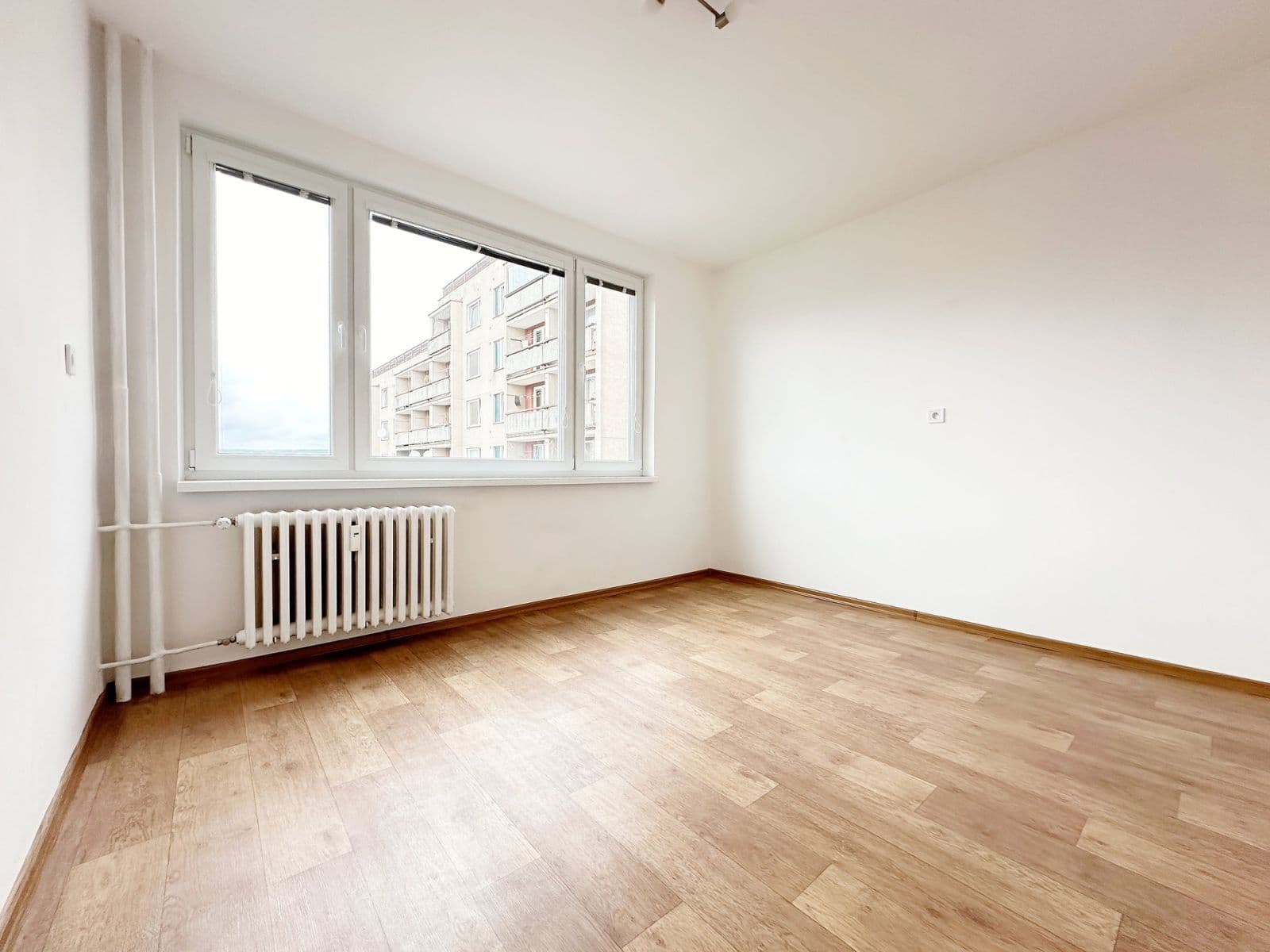 Pronájem bytu 3+kk 81 m², Čechovská, Příbram, Středočeský kraj Pronájem bytu 3+kk 81 m², Čechovská, Příbram, Středočeský kraj