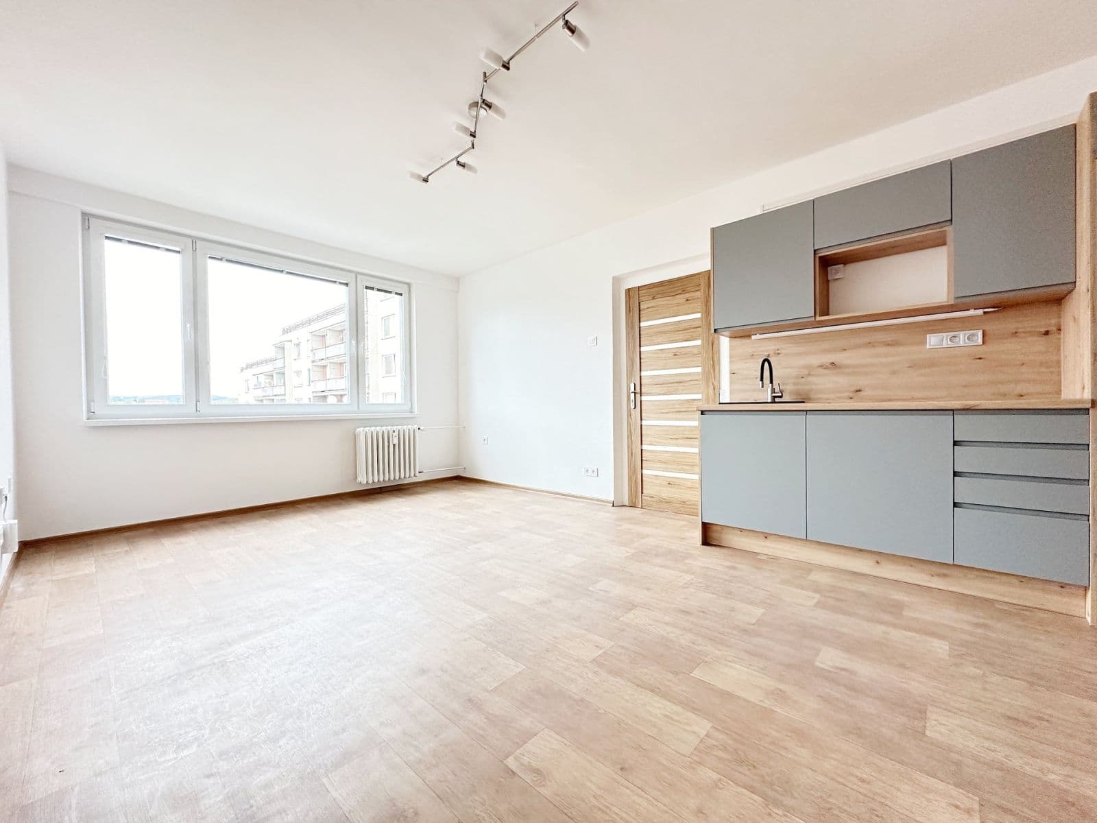 Pronájem bytu 3+kk 81 m², Čechovská, Příbram, Středočeský kraj Pronájem bytu 3+kk 81 m², Čechovská, Příbram, Středočeský kraj