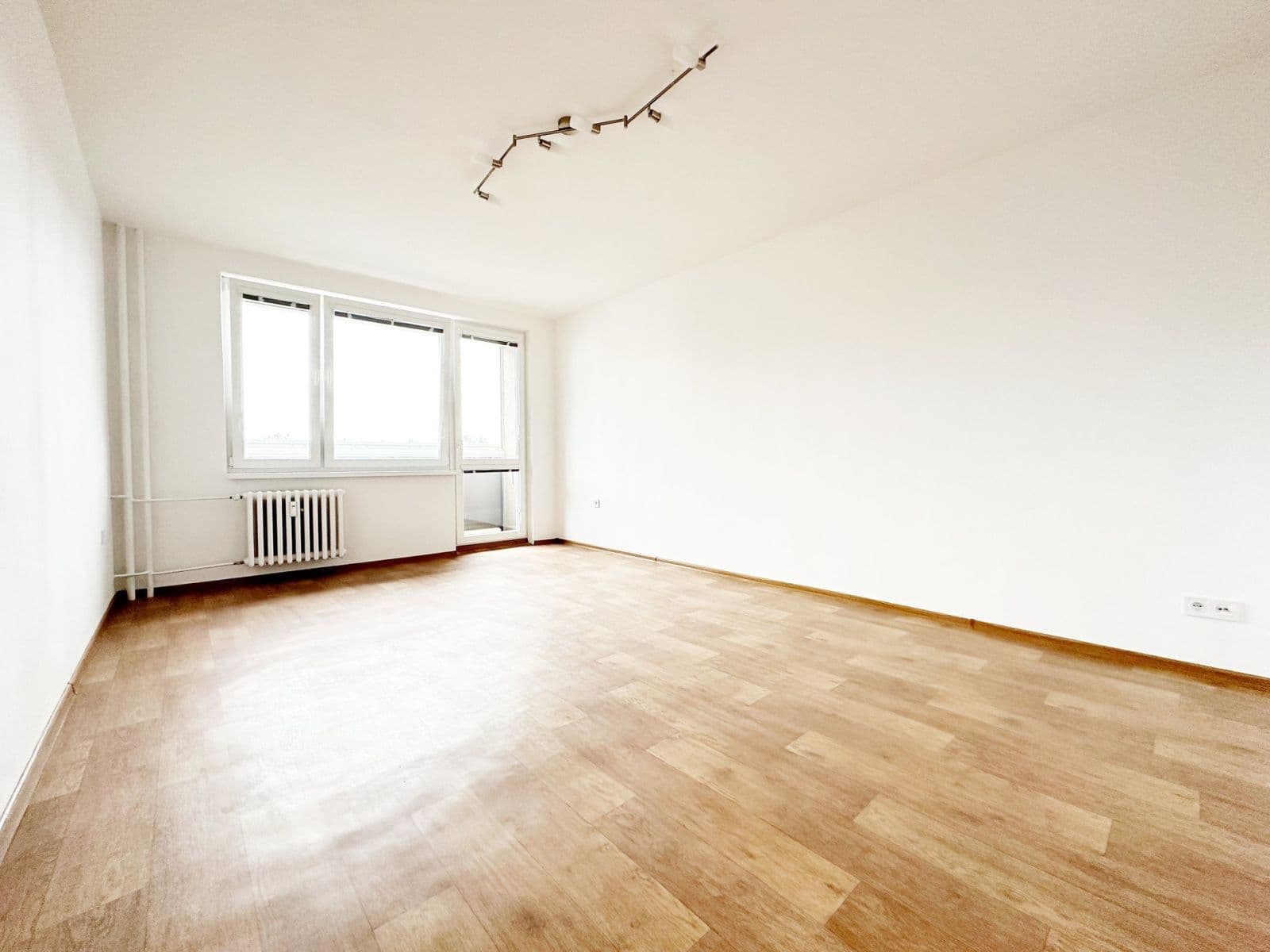 Pronájem bytu 3+kk 81 m², Čechovská, Příbram, Středočeský kraj Pronájem bytu 3+kk 81 m², Čechovská, Příbram, Středočeský kraj
