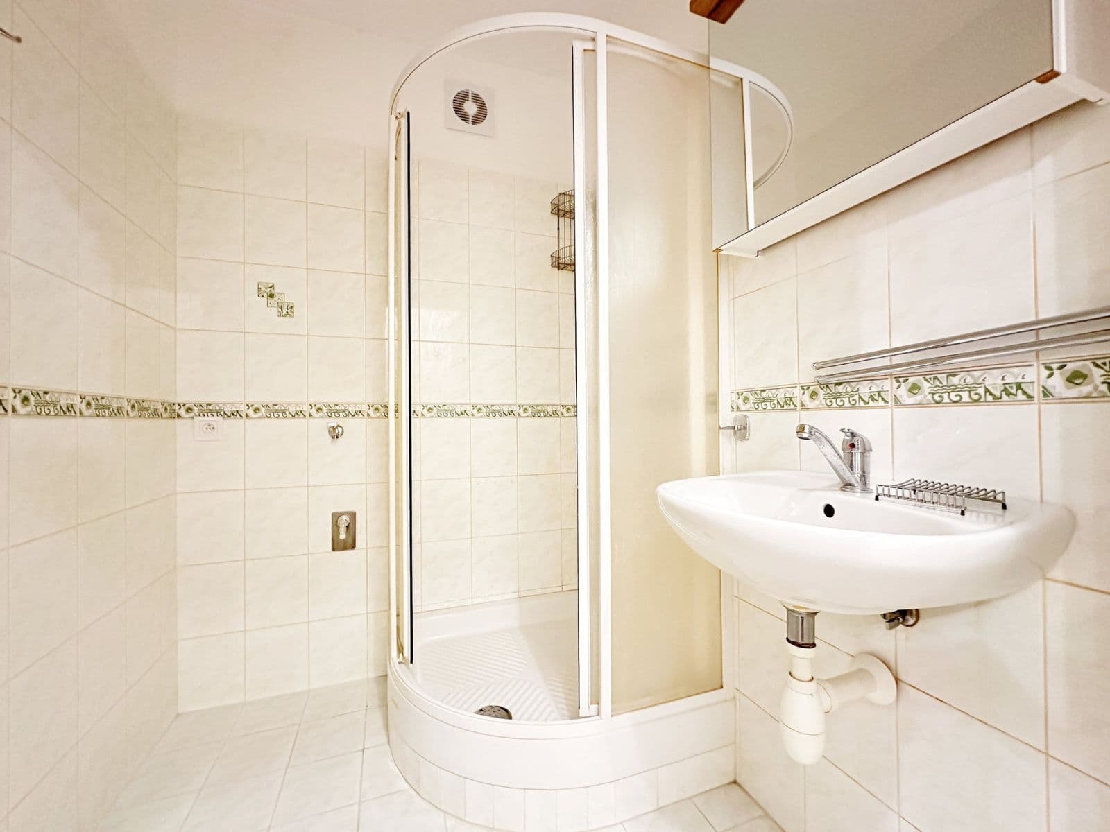 Pronájem bytu 3+kk 81 m², Čechovská, Příbram, Středočeský kraj Pronájem bytu 3+kk 81 m², Čechovská, Příbram, Středočeský kraj
