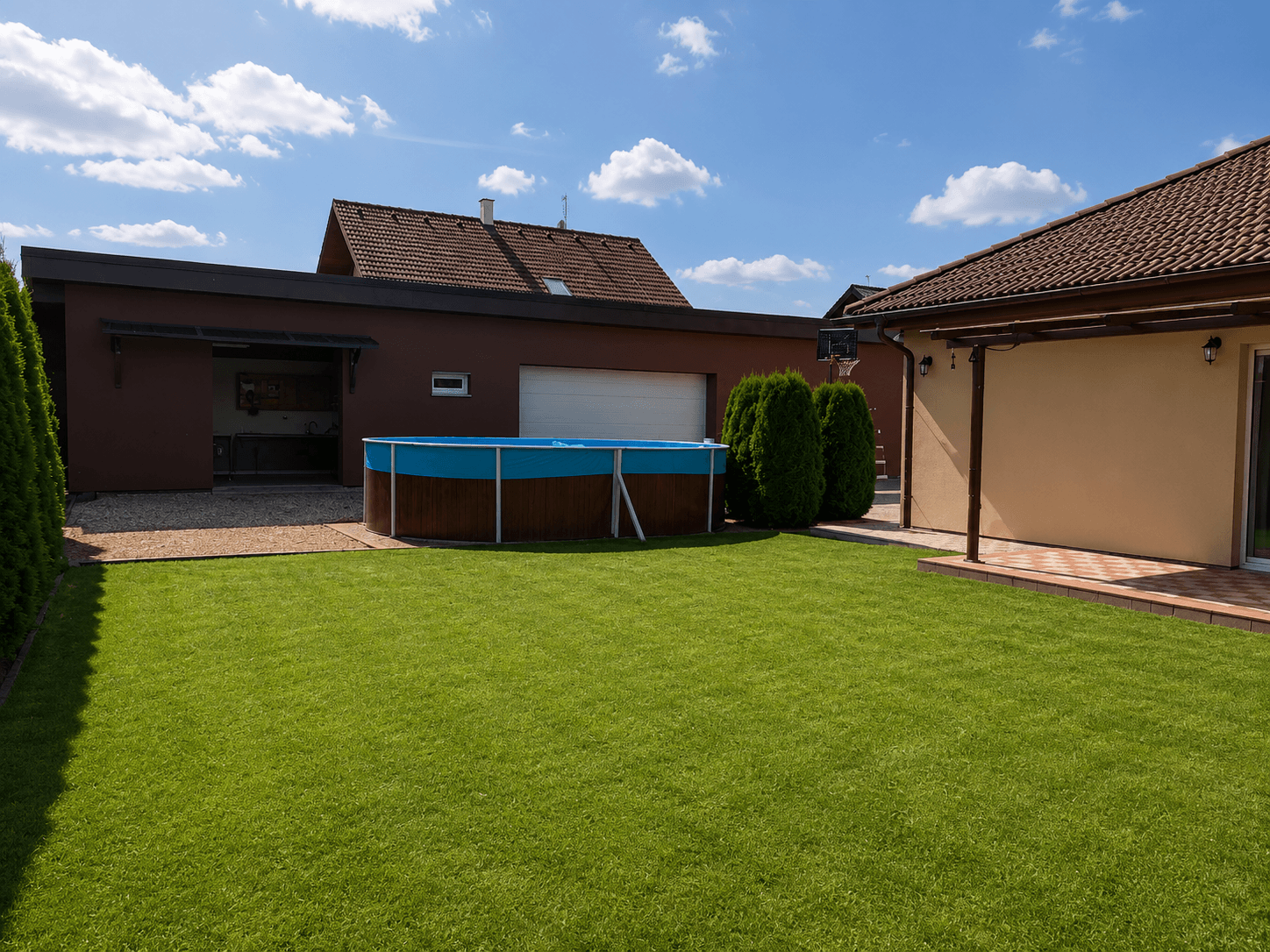 Prodej domu 132 m², pozemek 796 m², U Hrušky, Mratín, Středočeský kraj Prodej domu 132 m², pozemek 796 m², U Hrušky, Mratín, Středočeský kraj
