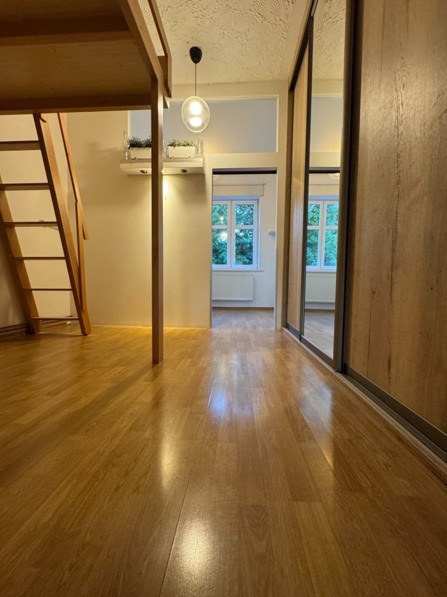 Pronájem bytu 2+kk 52 m², Kolbenova, Praha, Praha Pronájem bytu 2+kk 52 m², Kolbenova, Praha, Praha