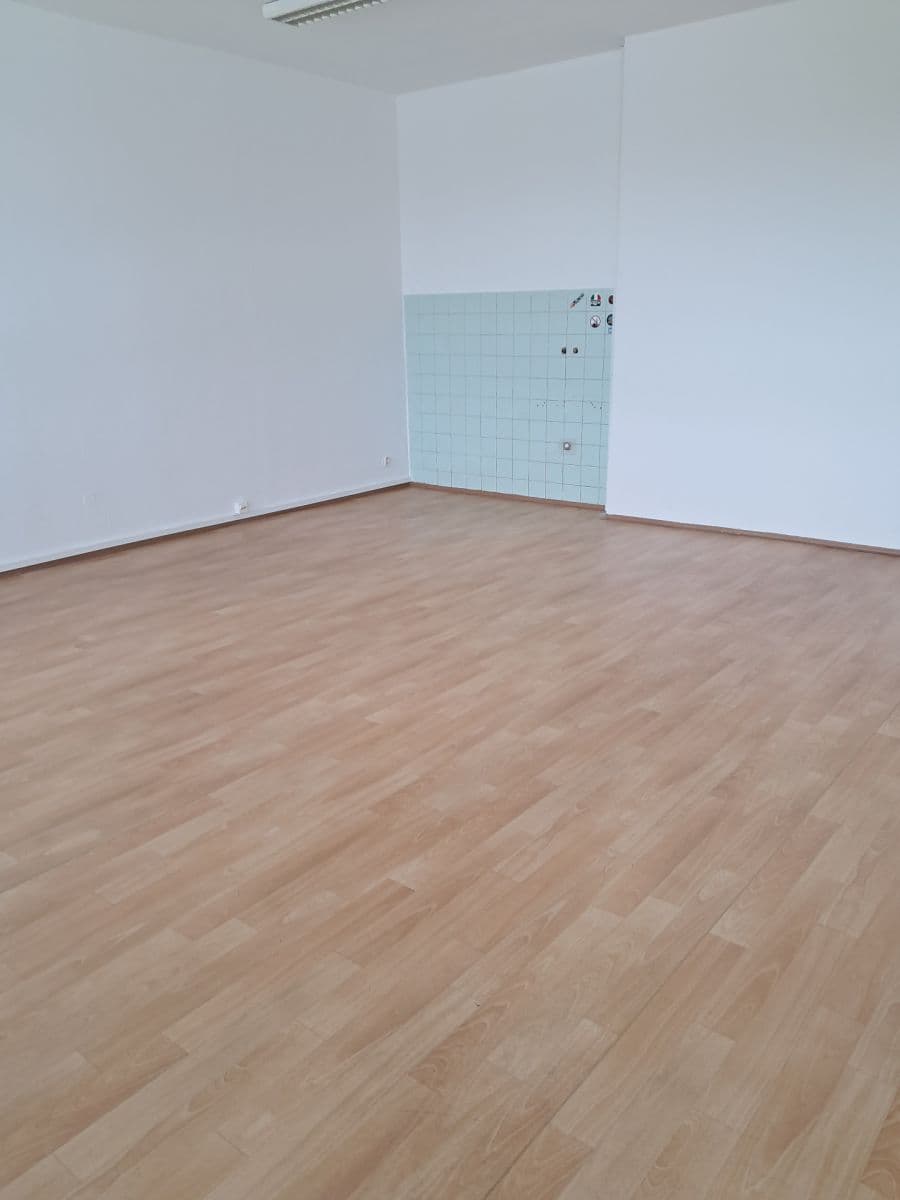 Pronájem kanceláře 192 m², Drahelická, Nymburk, Středočeský kraj Pronájem kanceláře 192 m², Drahelická, Nymburk, Středočeský kraj