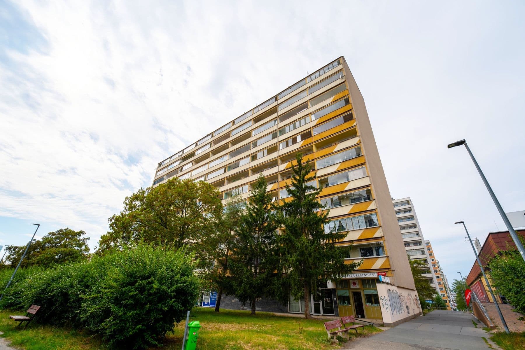 Pronájem bytu 3+1 63 m², Hvězdova, Praha, Praha Pronájem bytu 3+1 63 m², Hvězdova, Praha, Praha
