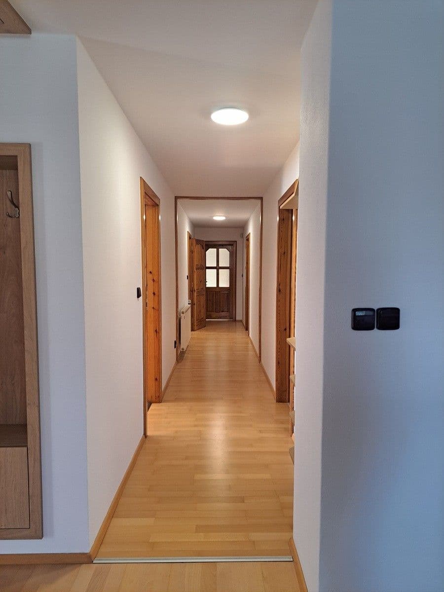 Pronájem bytu 4+1 180 m², Plánice, Plzeňský kraj Pronájem bytu 4+1 180 m², Plánice, Plzeňský kraj